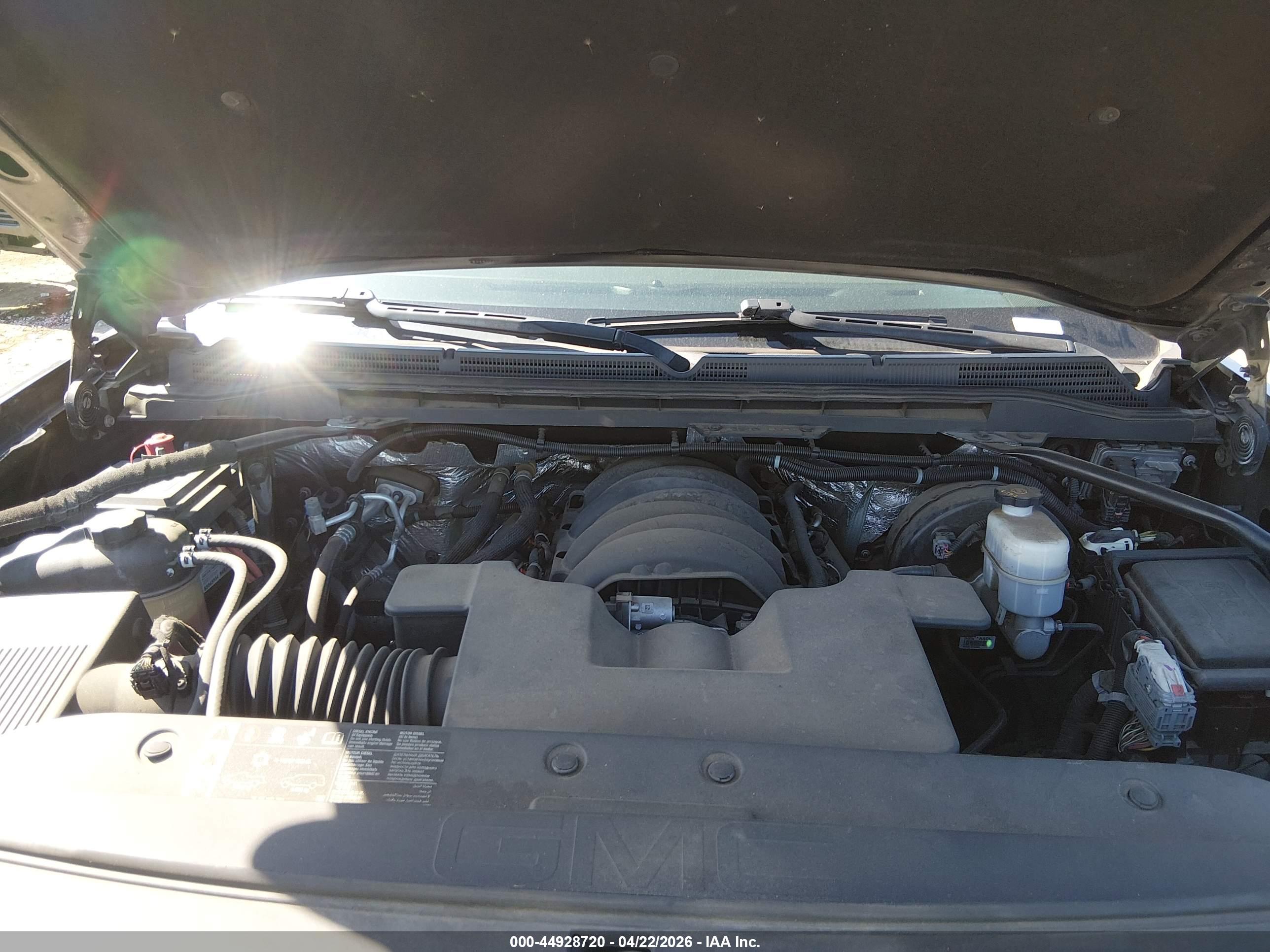 GMC SIERRA image 10