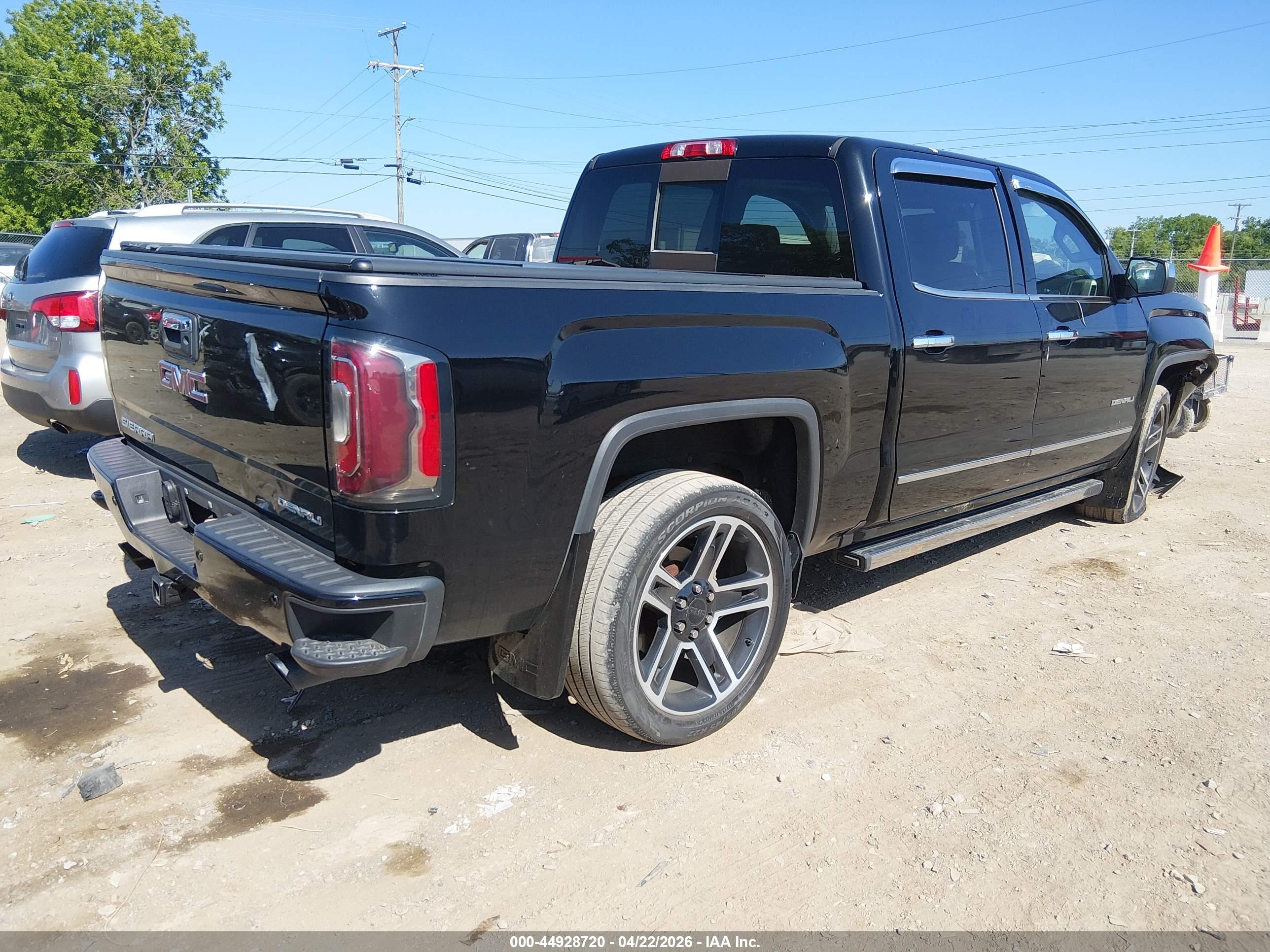 GMC SIERRA image 4