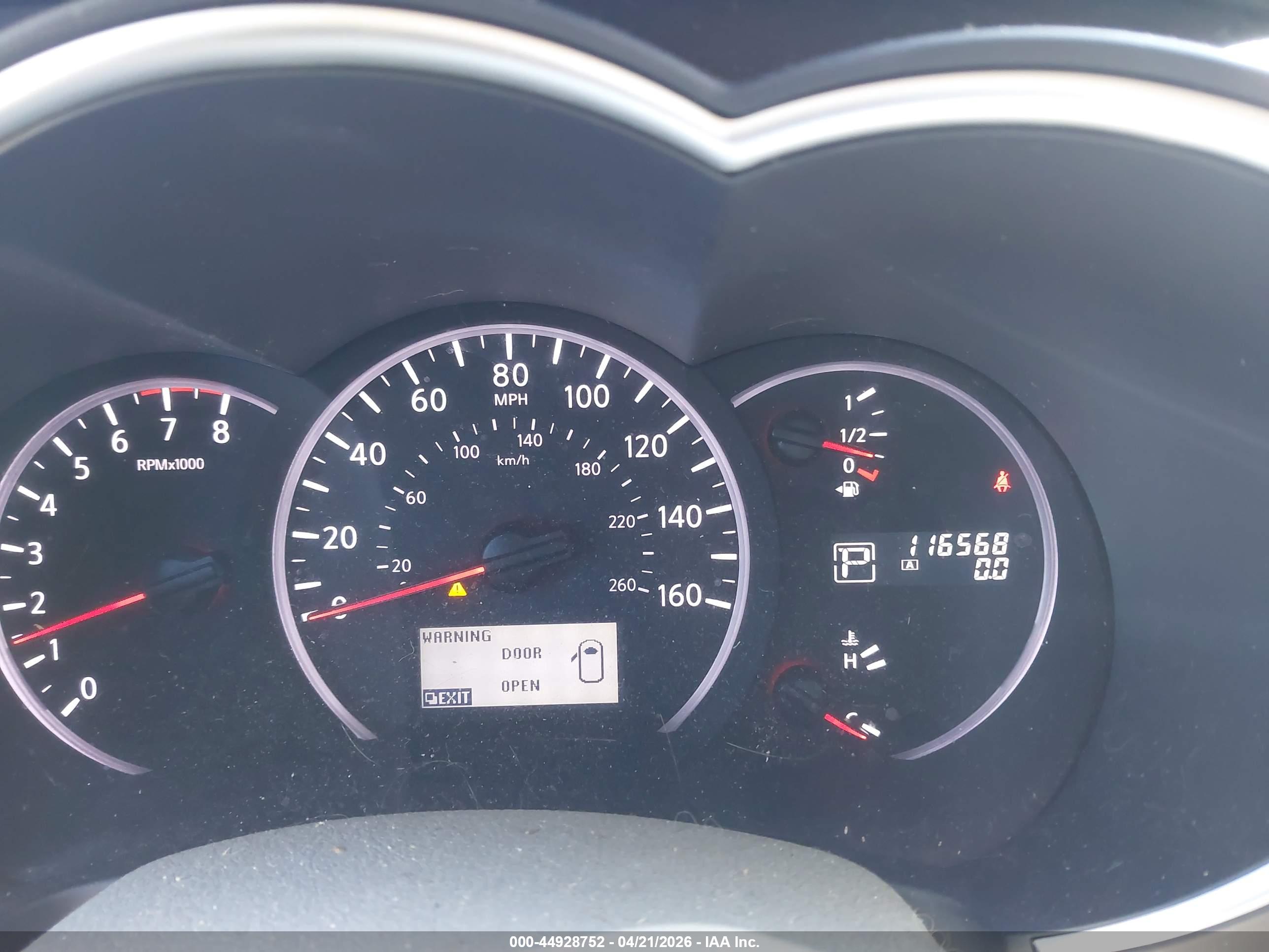 NISSAN QUEST image 7