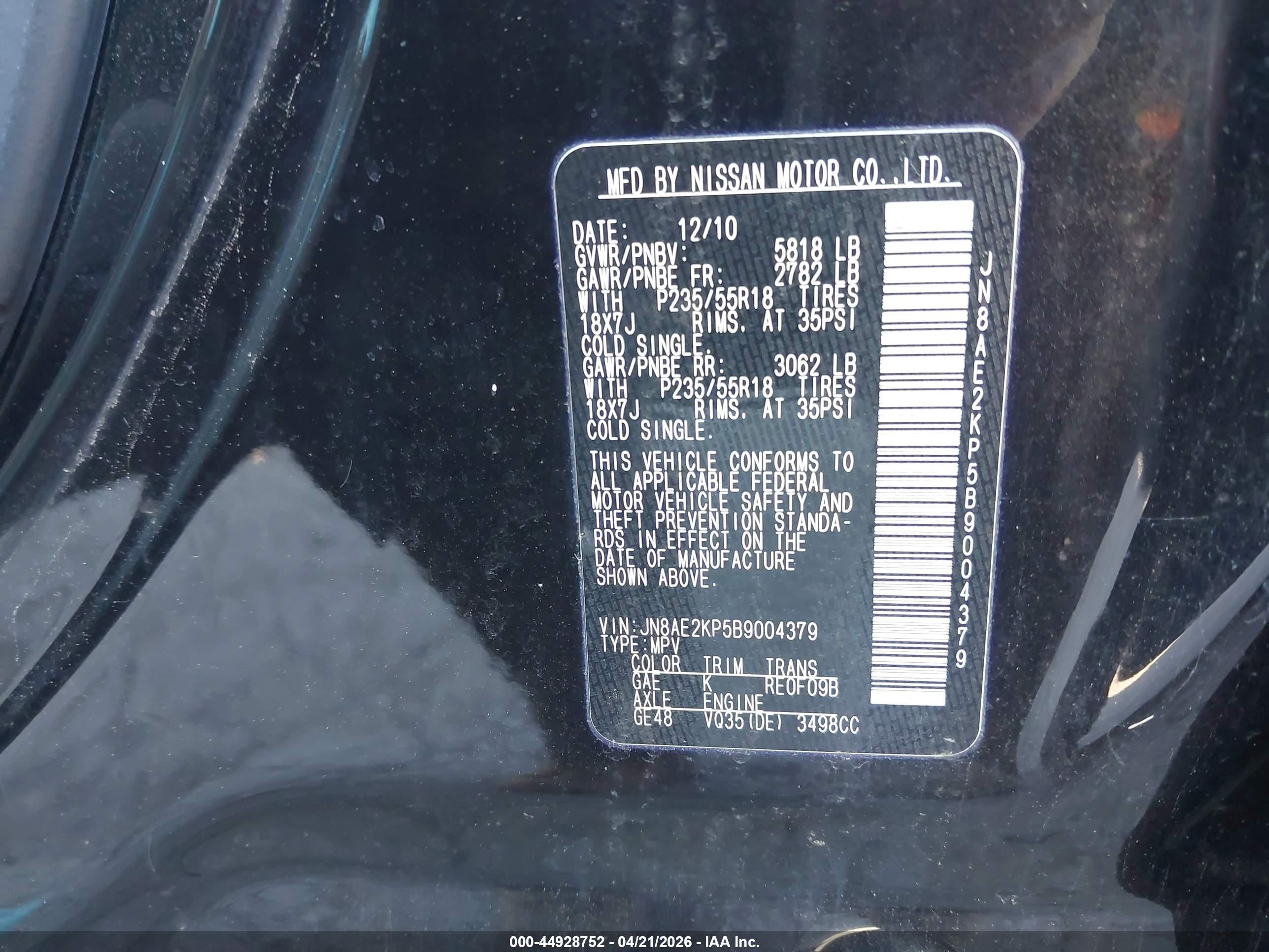 NISSAN QUEST image 9
