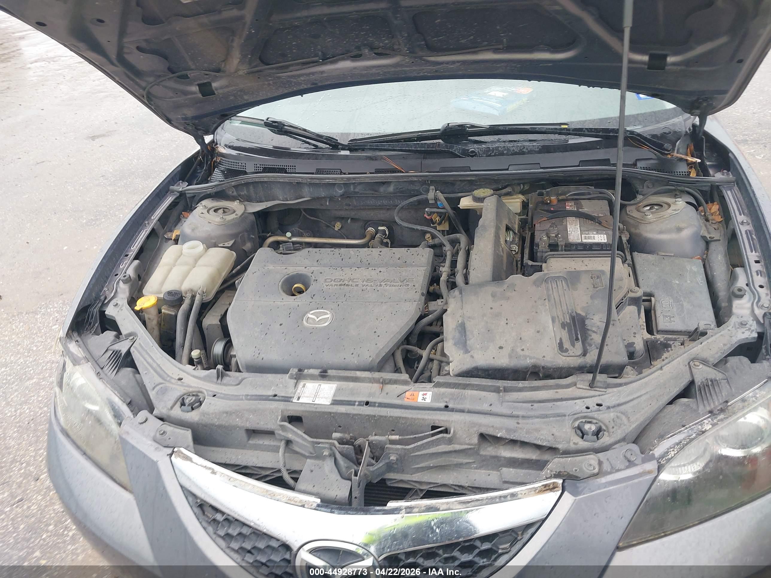 MAZDA MAZDA3 image 10