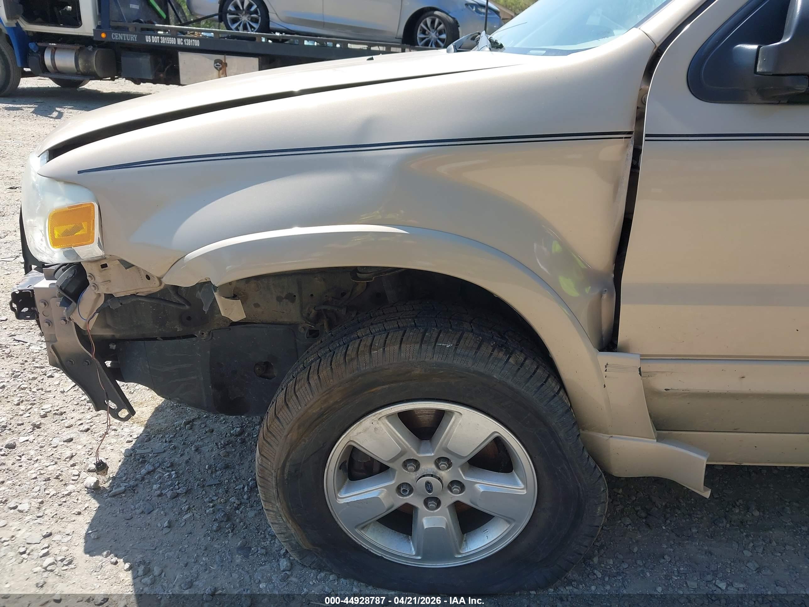 FORD ESCAPE image 6