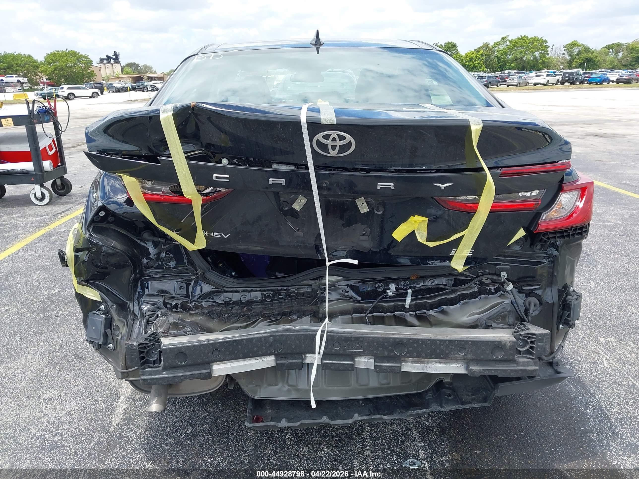 TOYOTA CAMRY image 6
