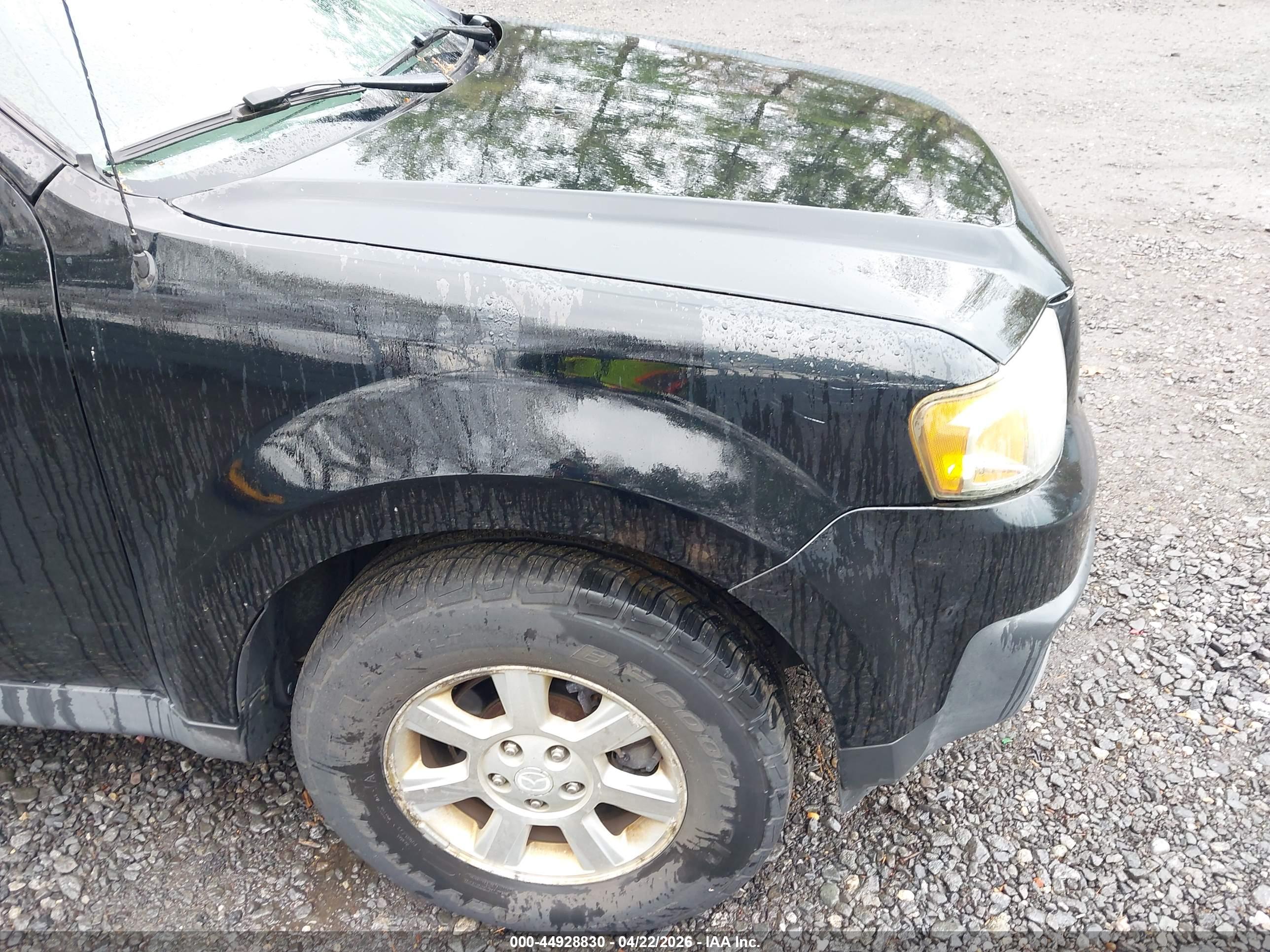 MAZDA TRIBUTE image 6