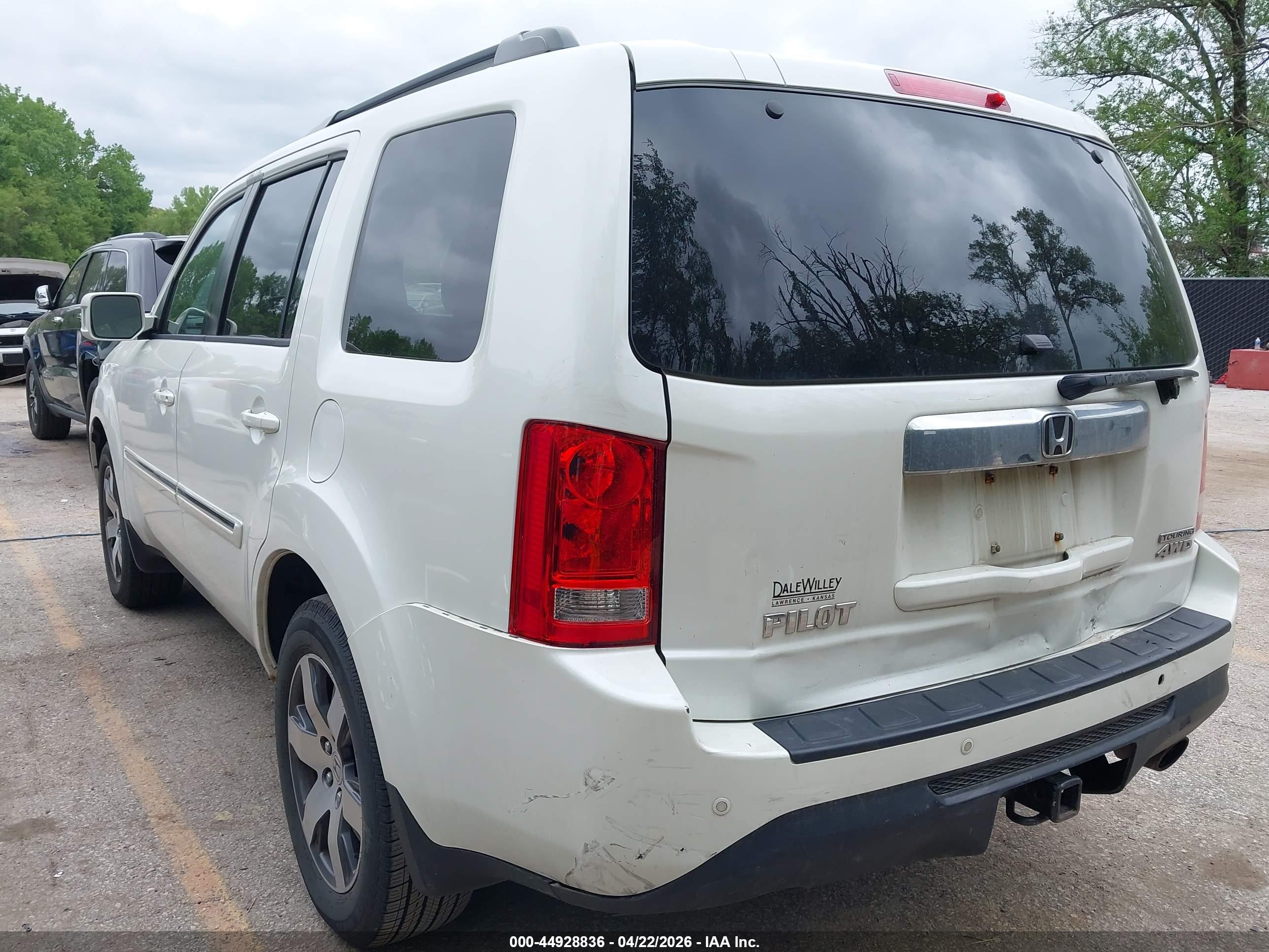 HONDA PILOT image 3