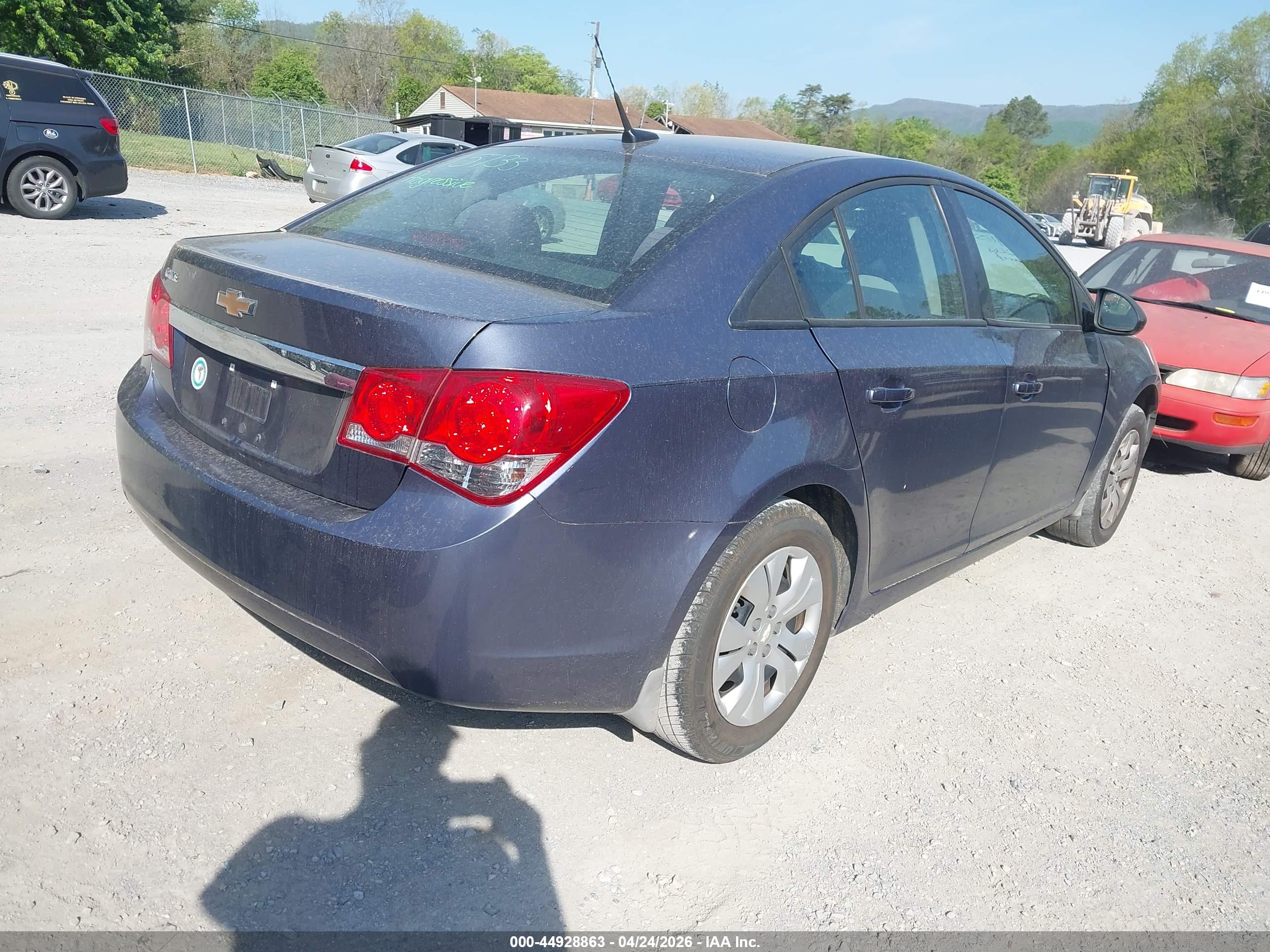 CHEVROLET CRUZE image 4