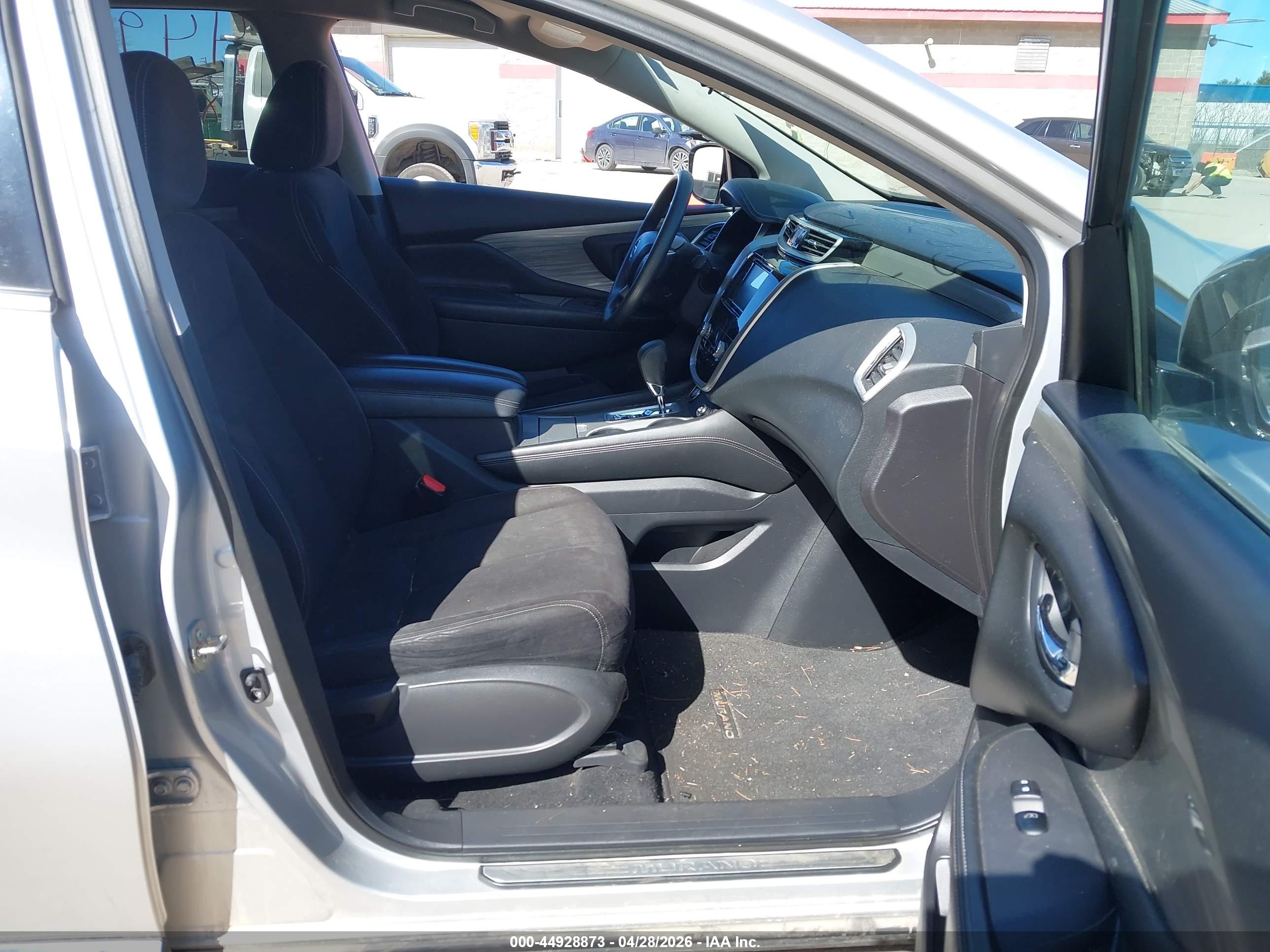 NISSAN MURANO image 5