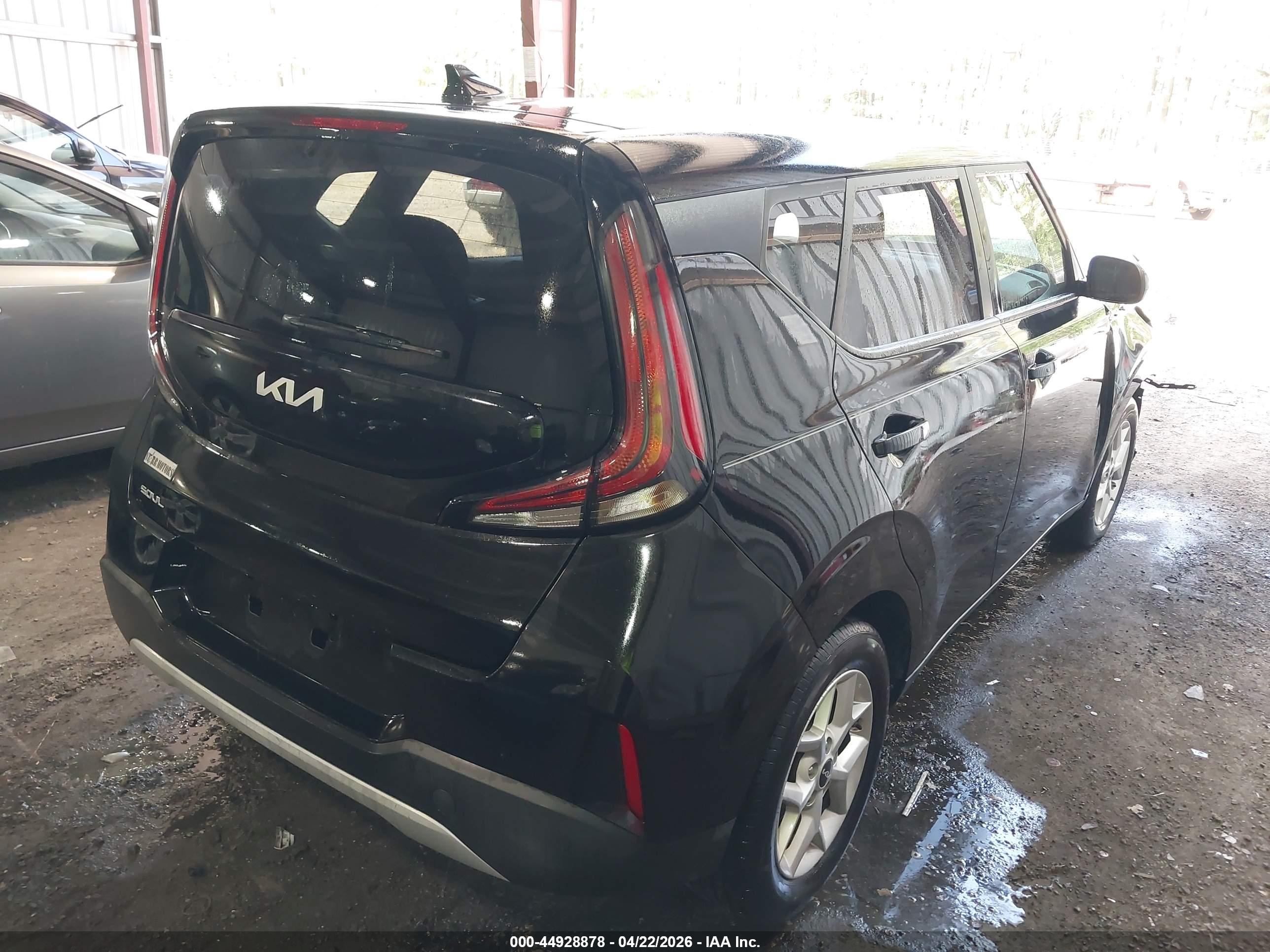 KIA SOUL image 4