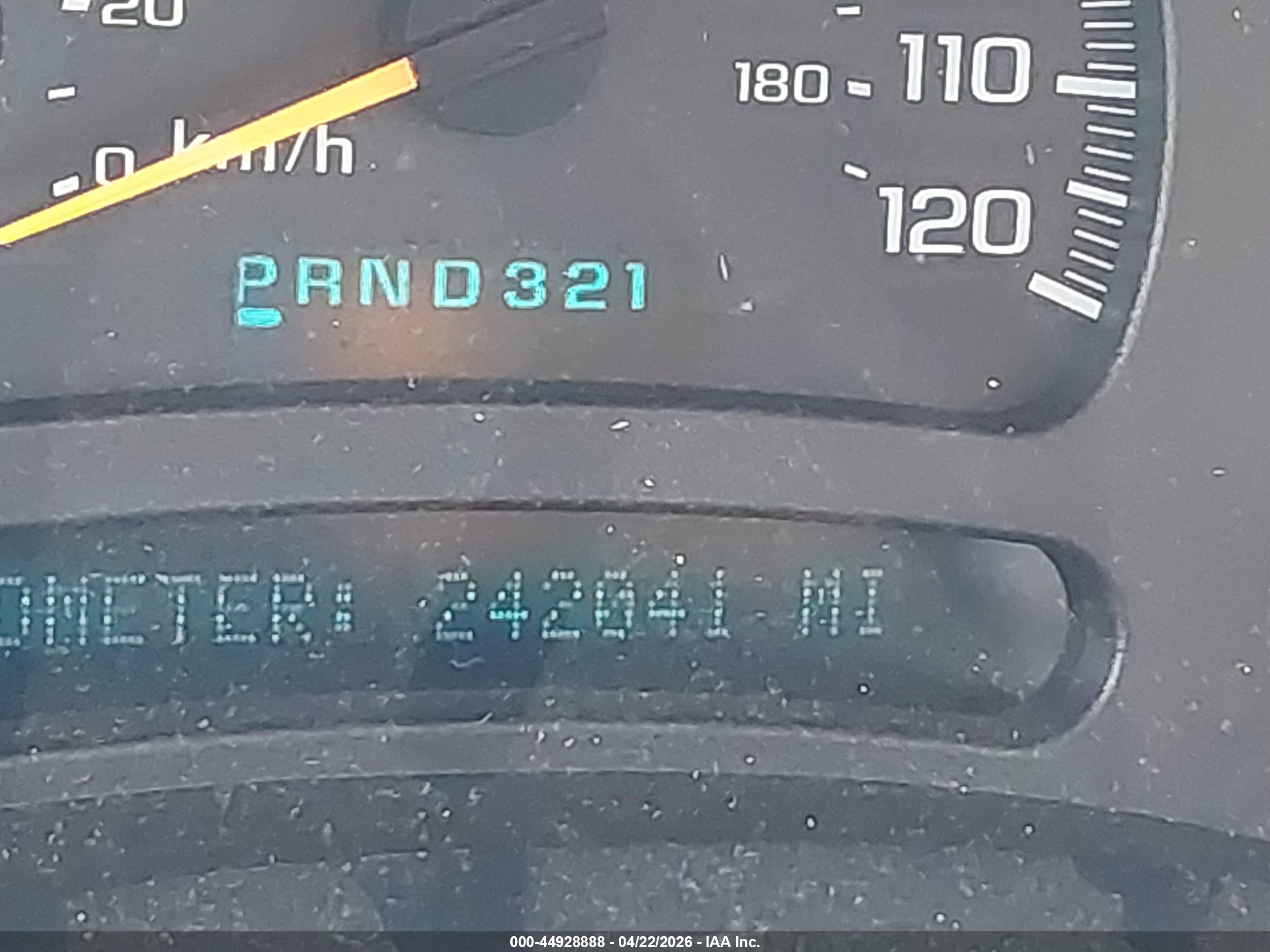 CHEVROLET SUBURBAN image 7
