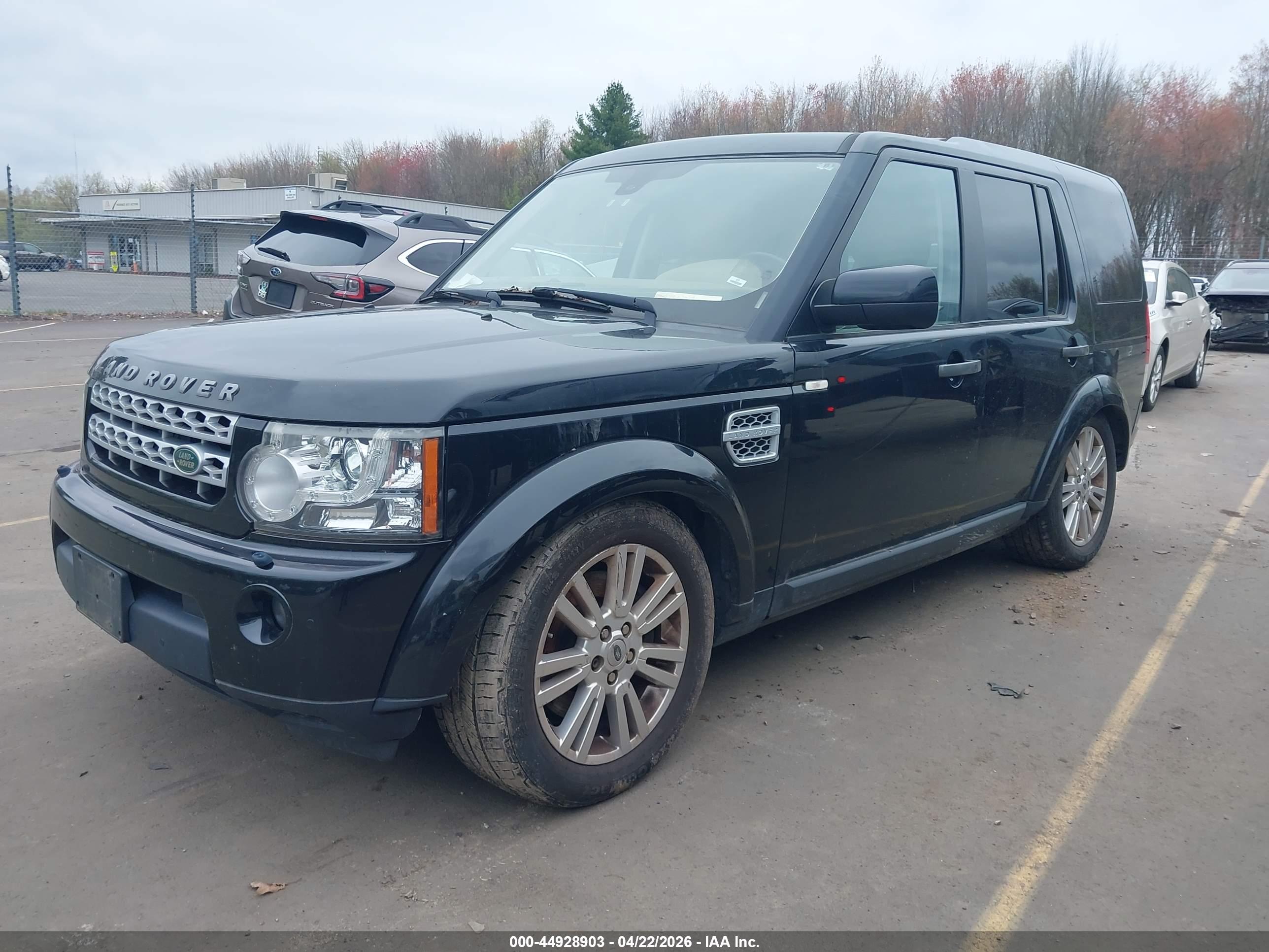 LAND ROVER image 2