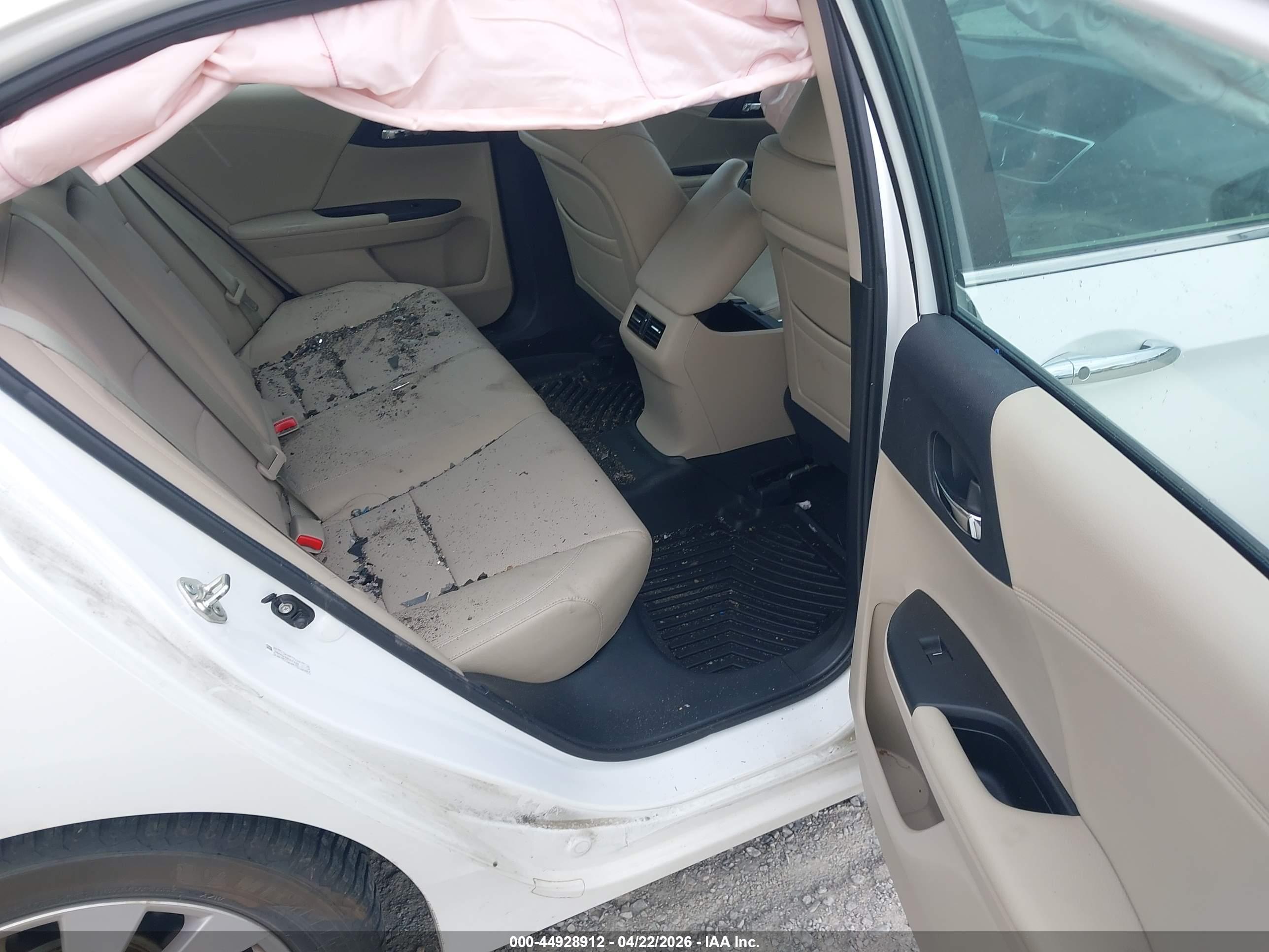 HONDA ACCORD image 8