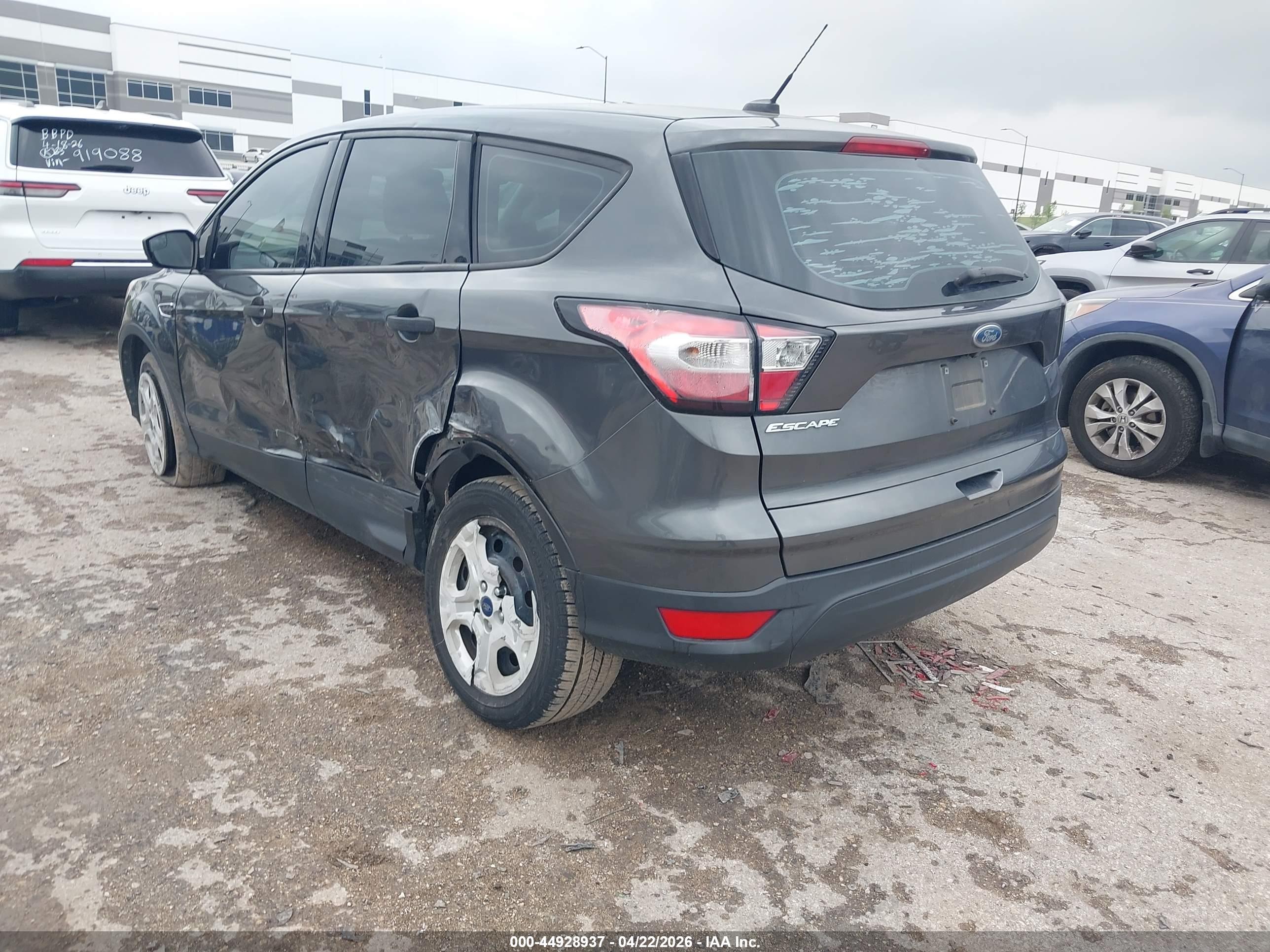 FORD ESCAPE image 3