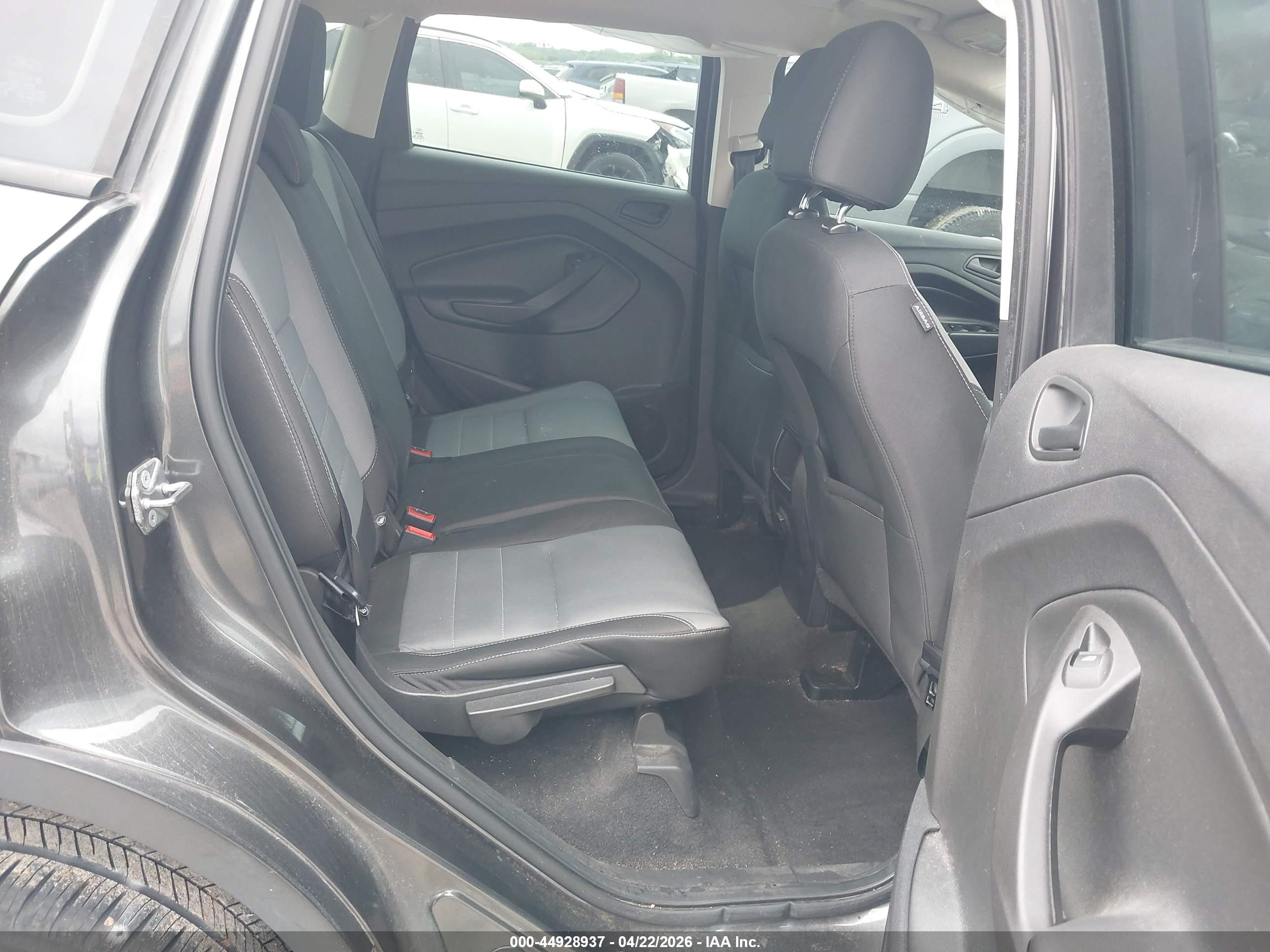 FORD ESCAPE image 8
