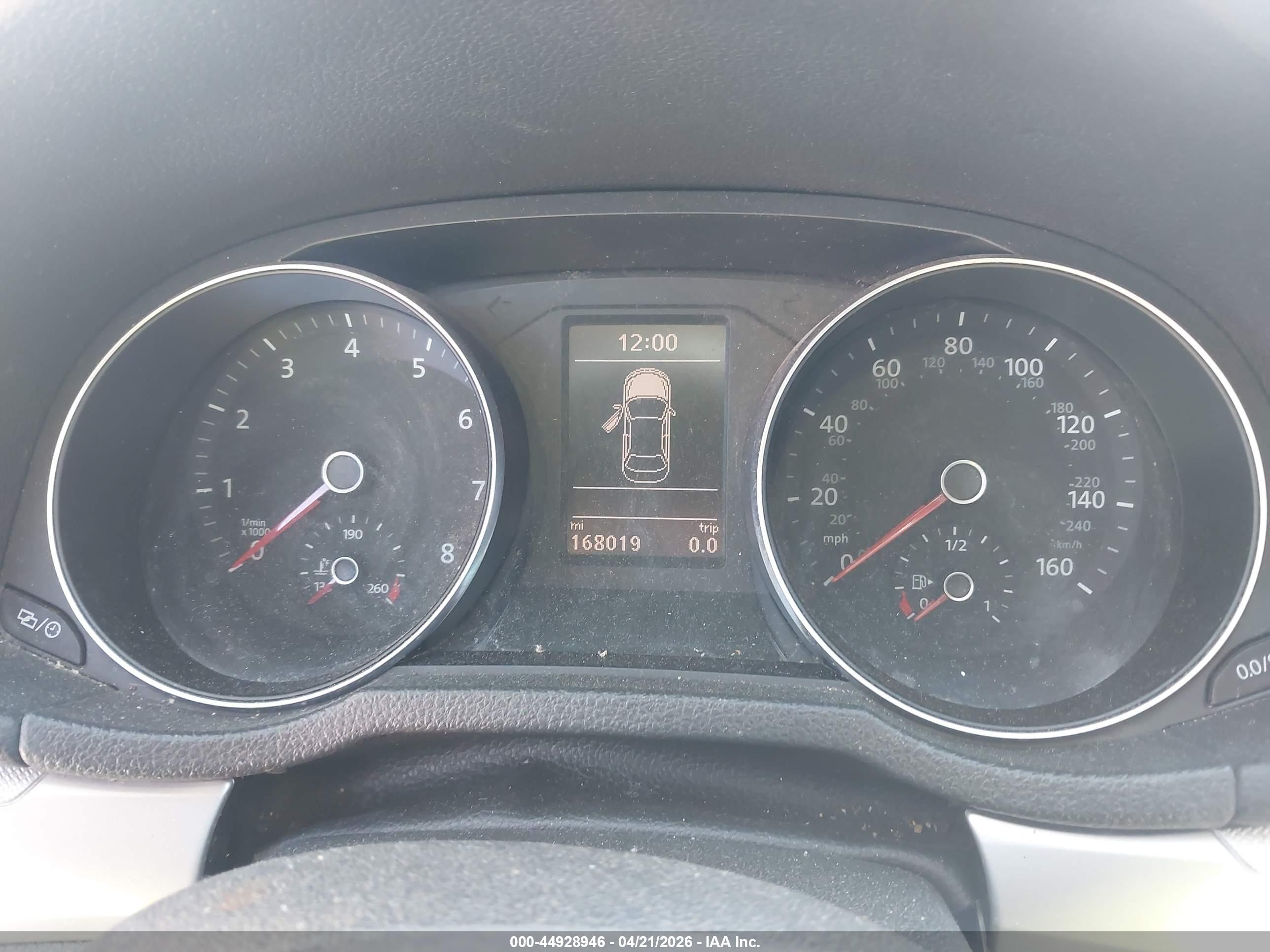 VOLKSWAGEN PASSAT image 7