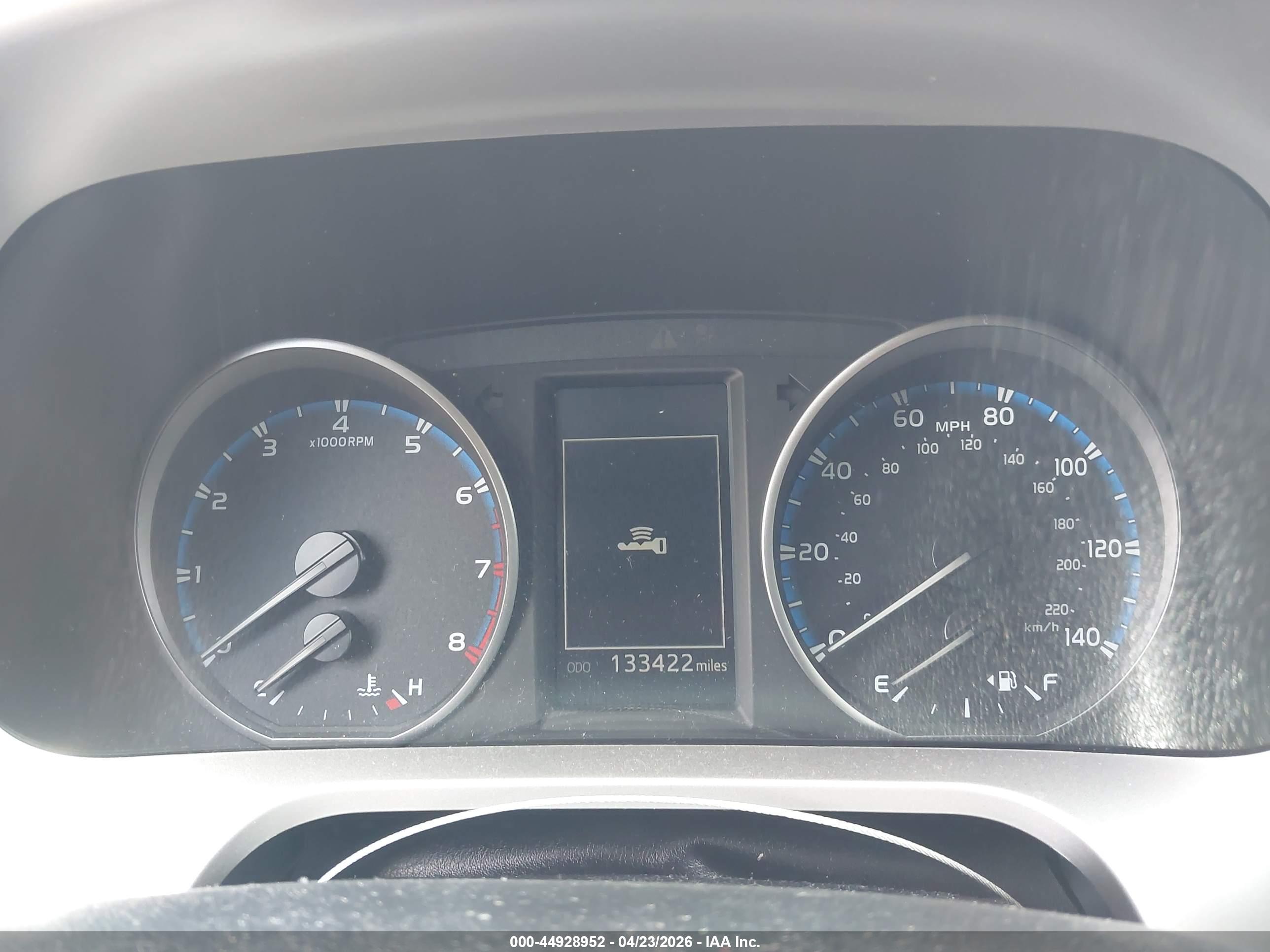 TOYOTA RAV4 image 7