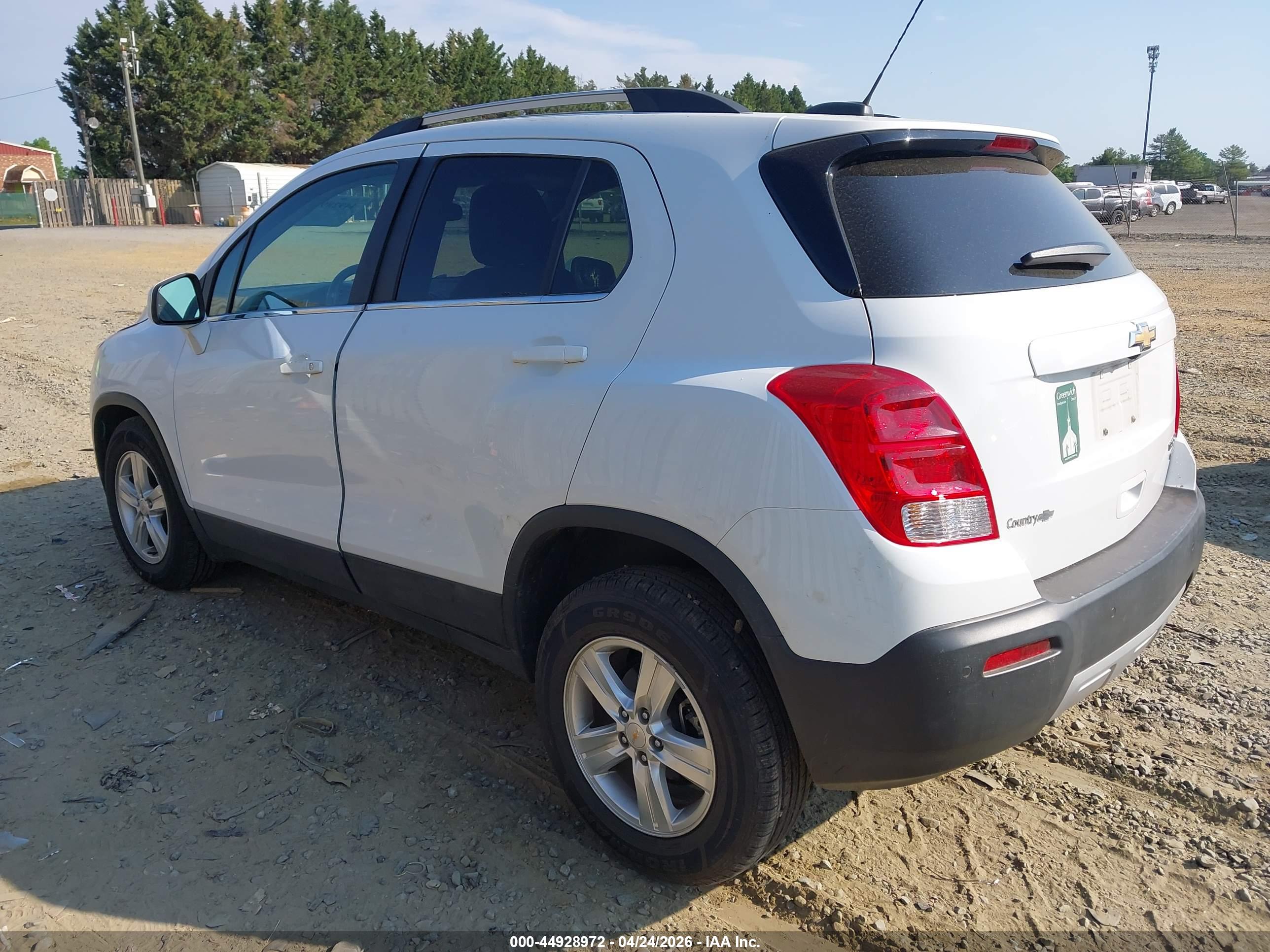 CHEVROLET TRAX image 3