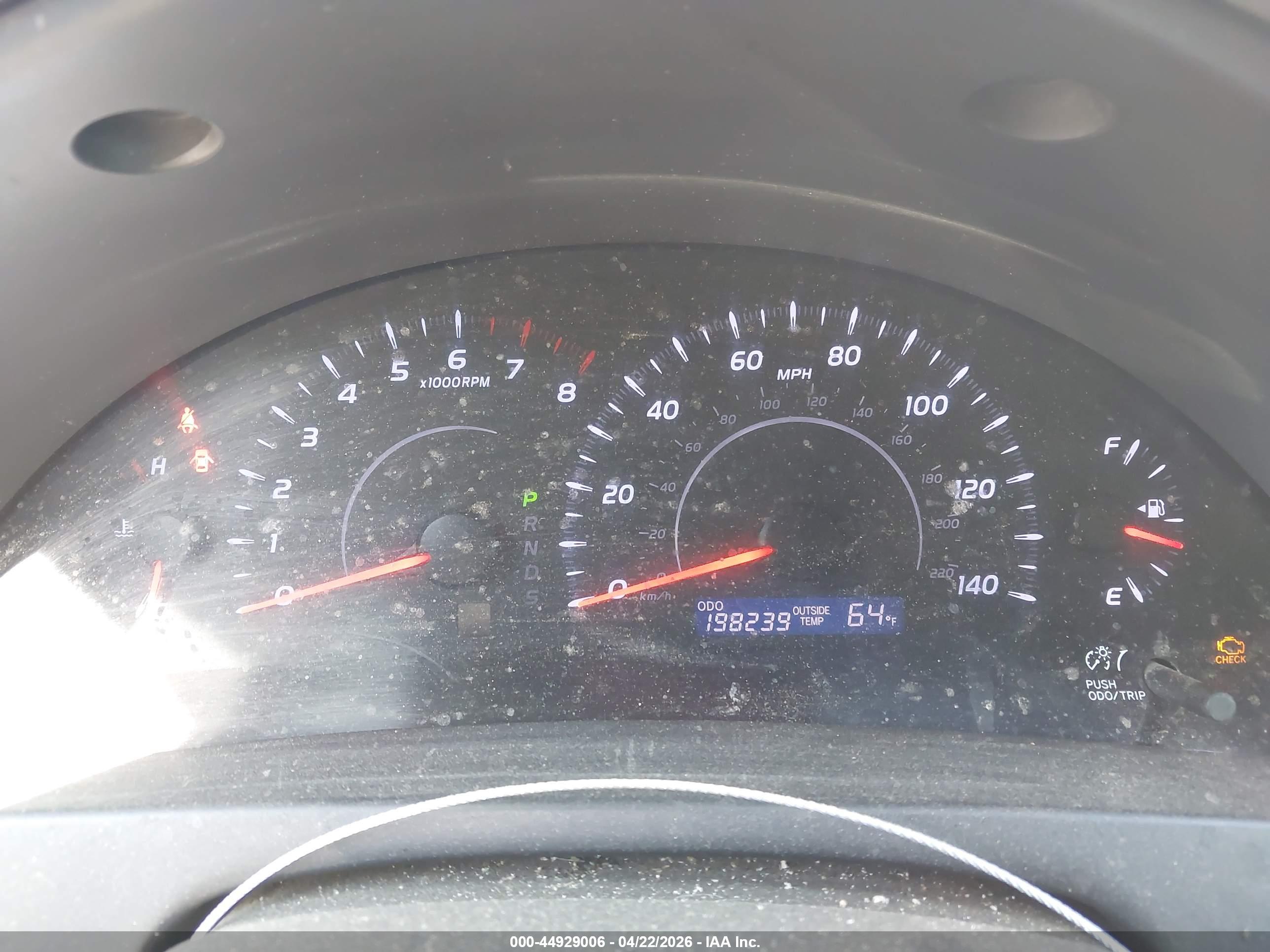 TOYOTA CAMRY image 7