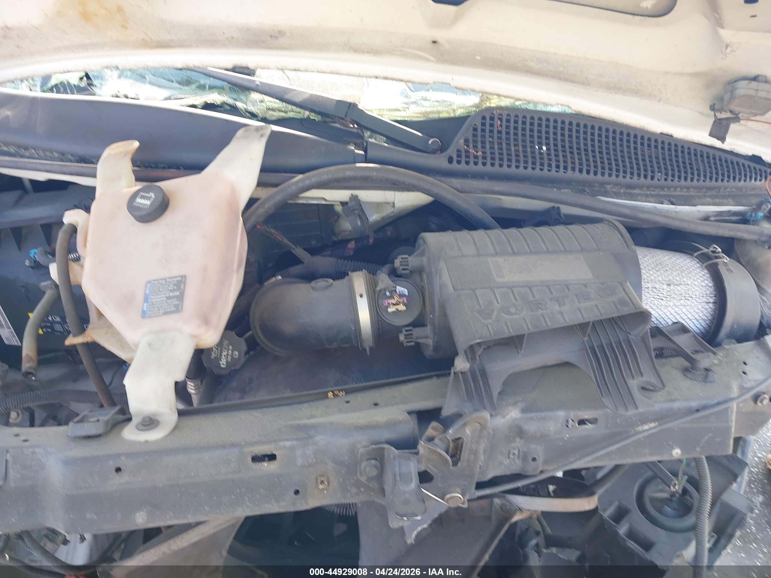 CHEVROLET EXPRESS image 10