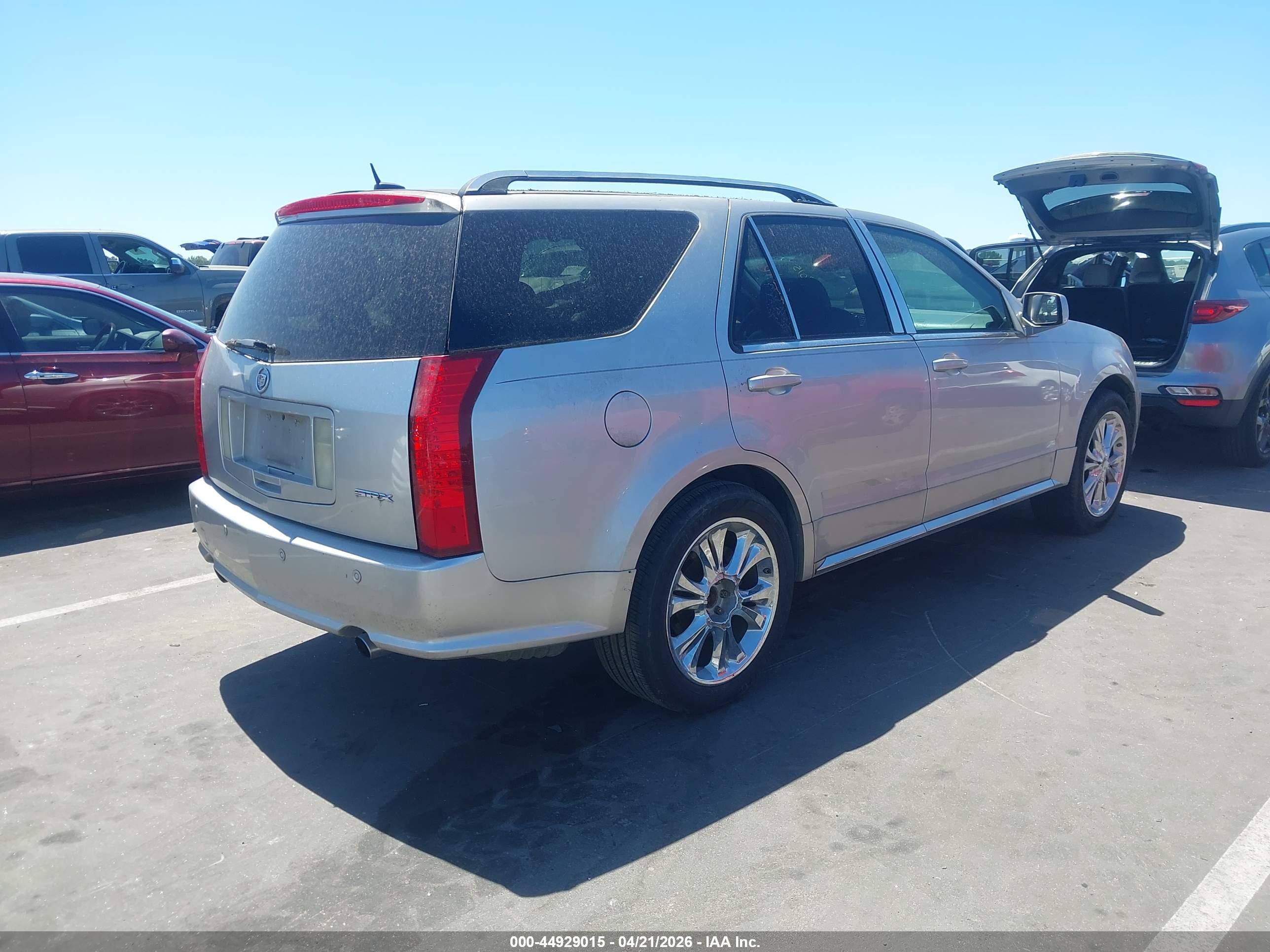 CADILLAC SRX image 4