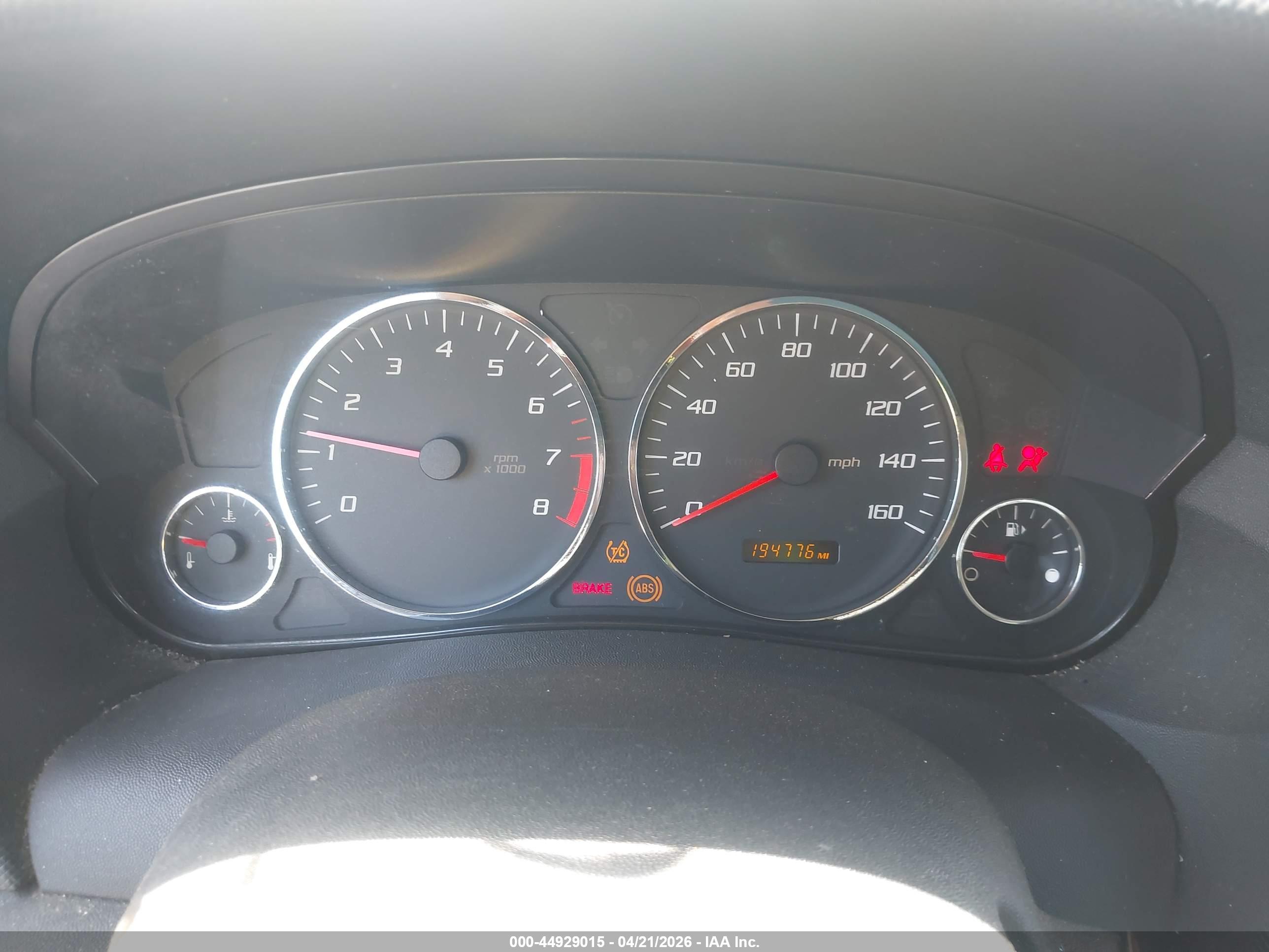 CADILLAC SRX image 7