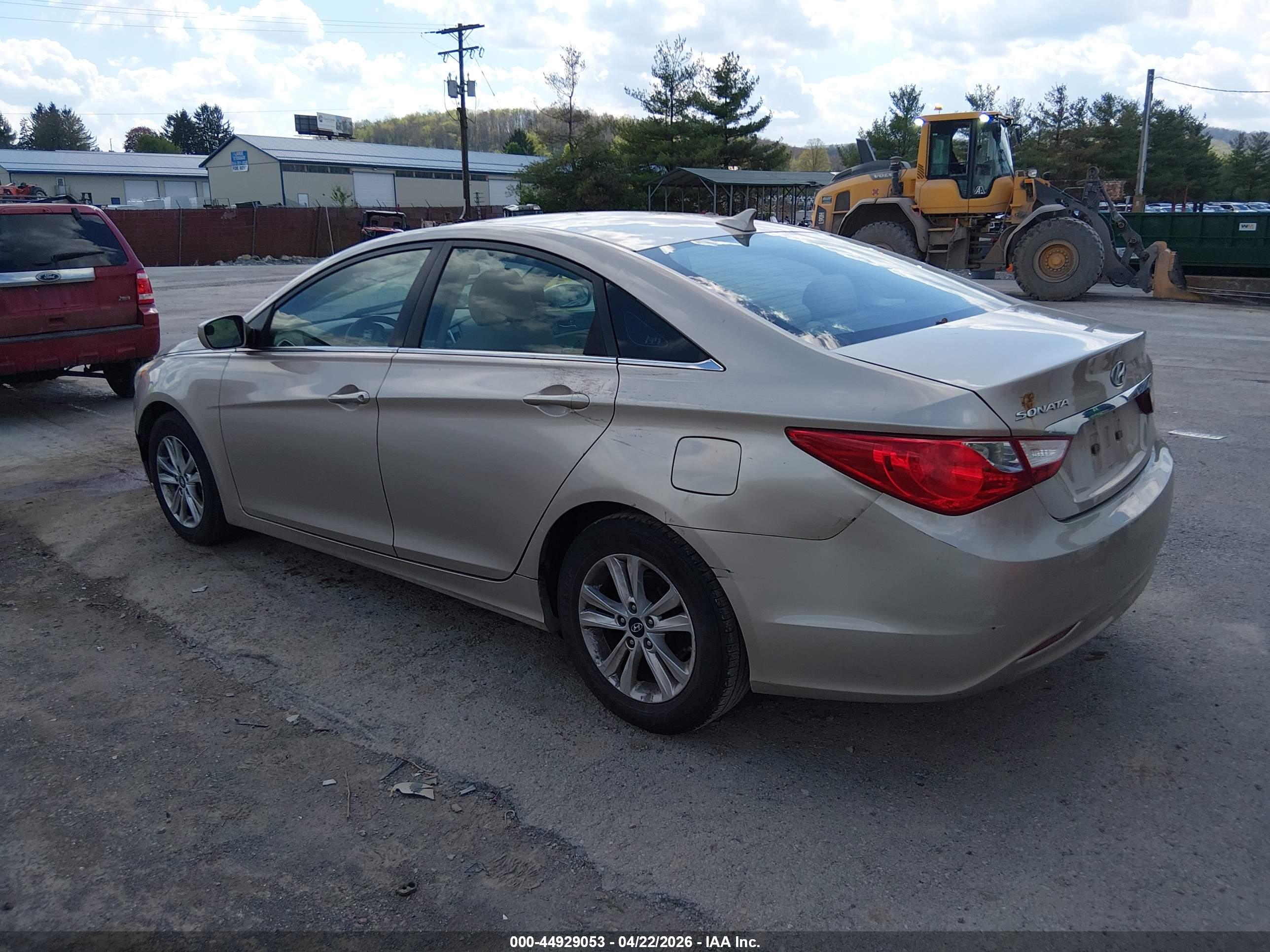 HYUNDAI SONATA image 3