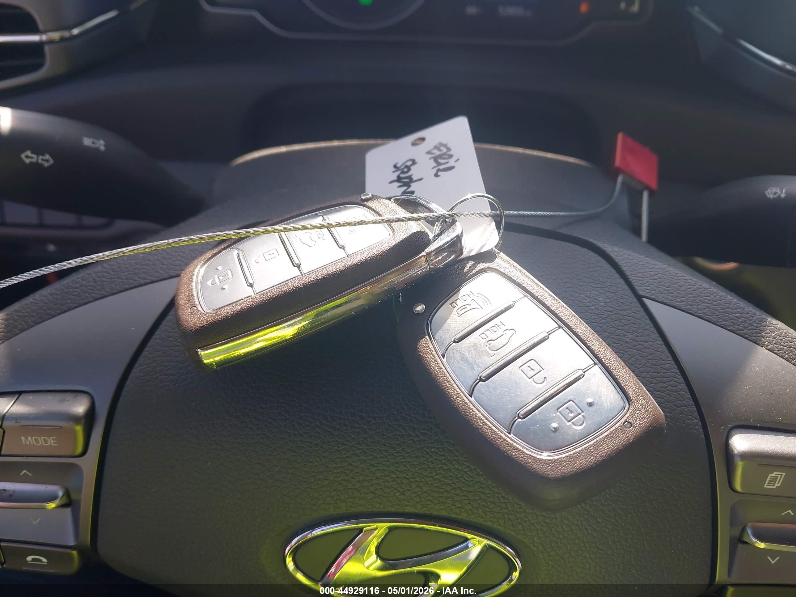 HYUNDAI IONIQ image 11