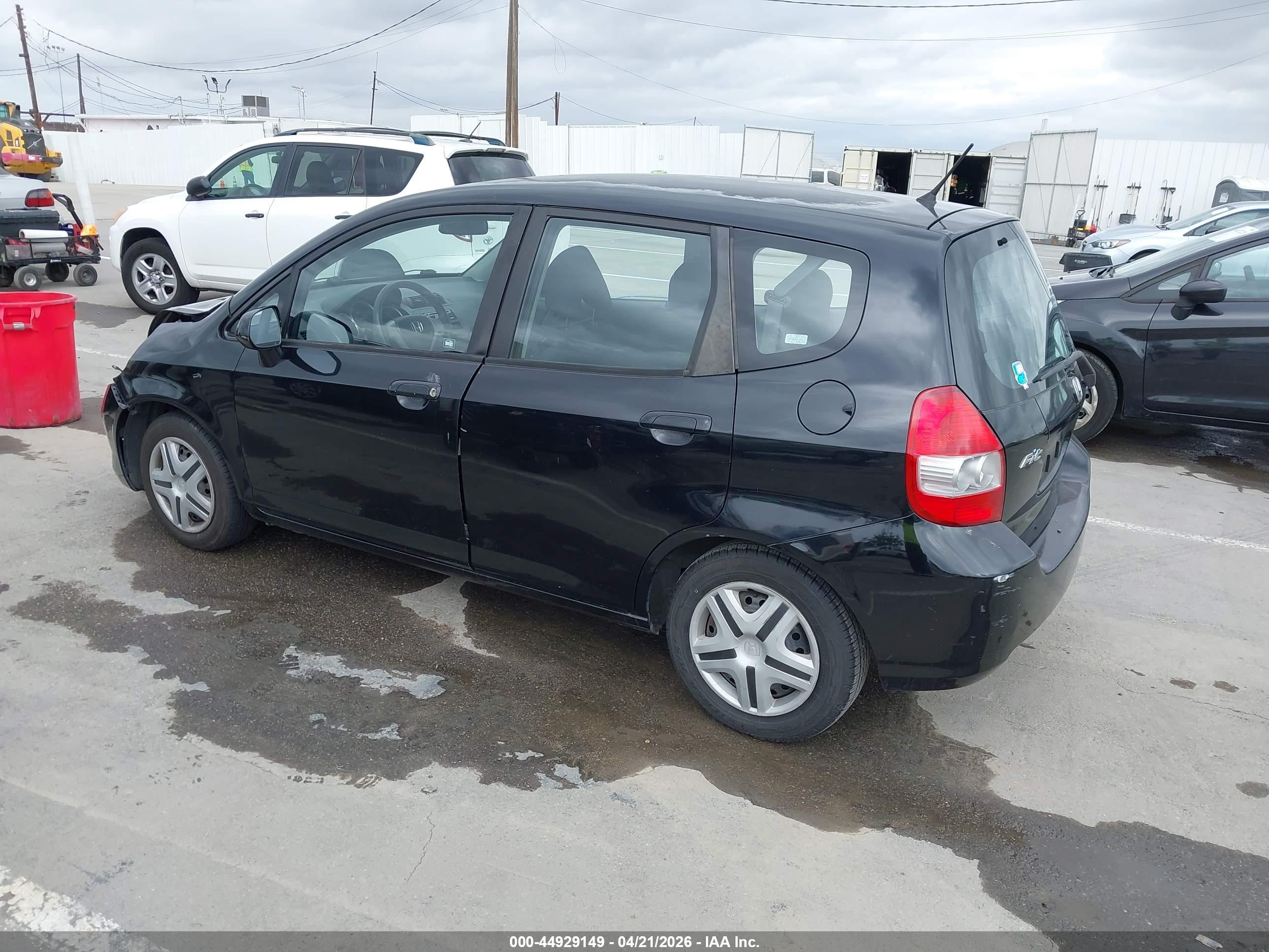 HONDA FIT image 3