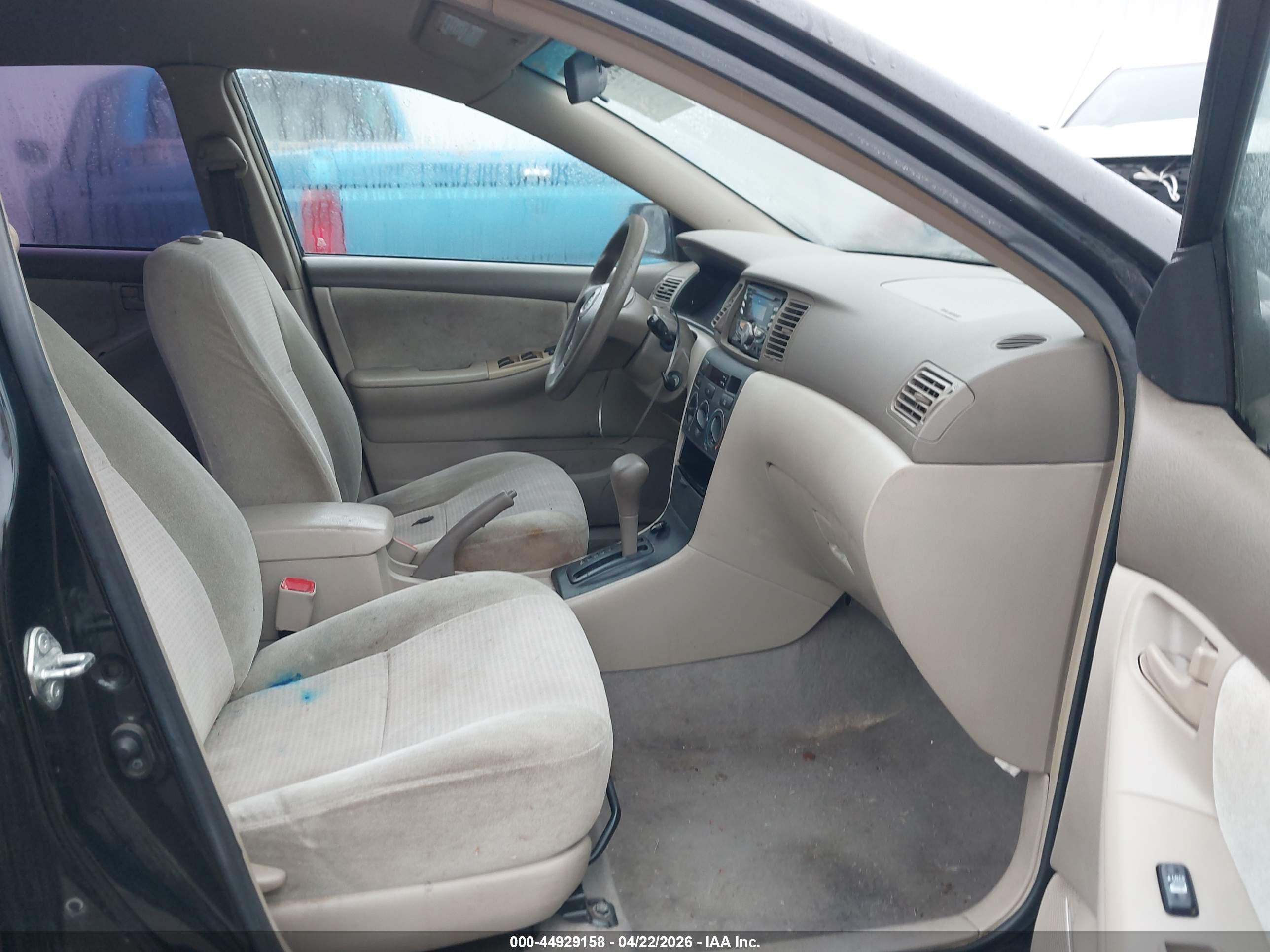 TOYOTA COROLLA image 5