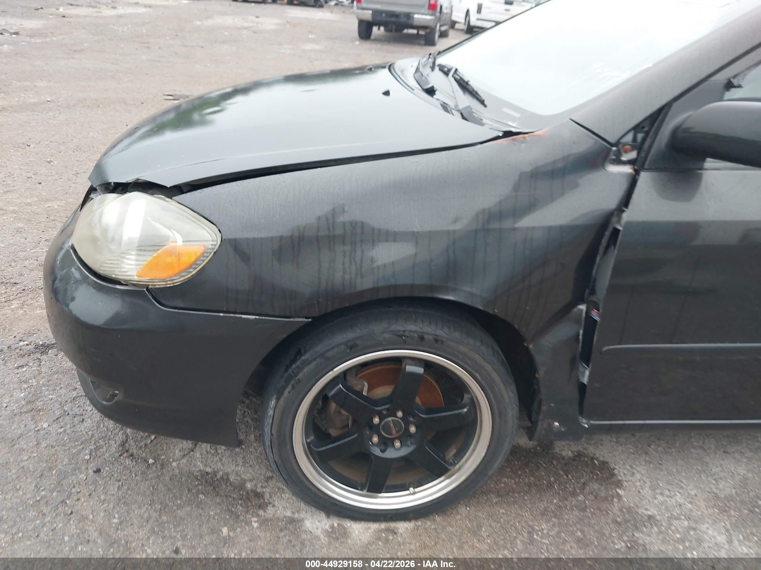 TOYOTA COROLLA image 6