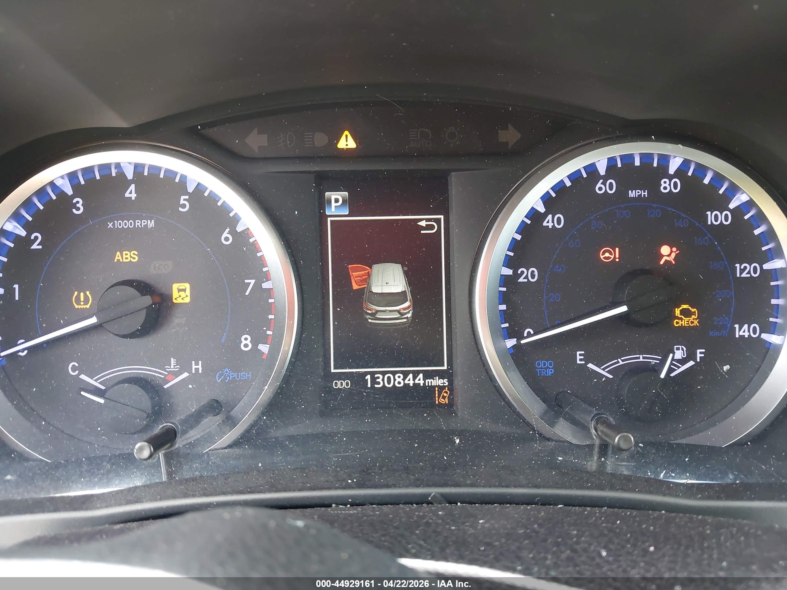 TOYOTA HIGHLANDER image 7