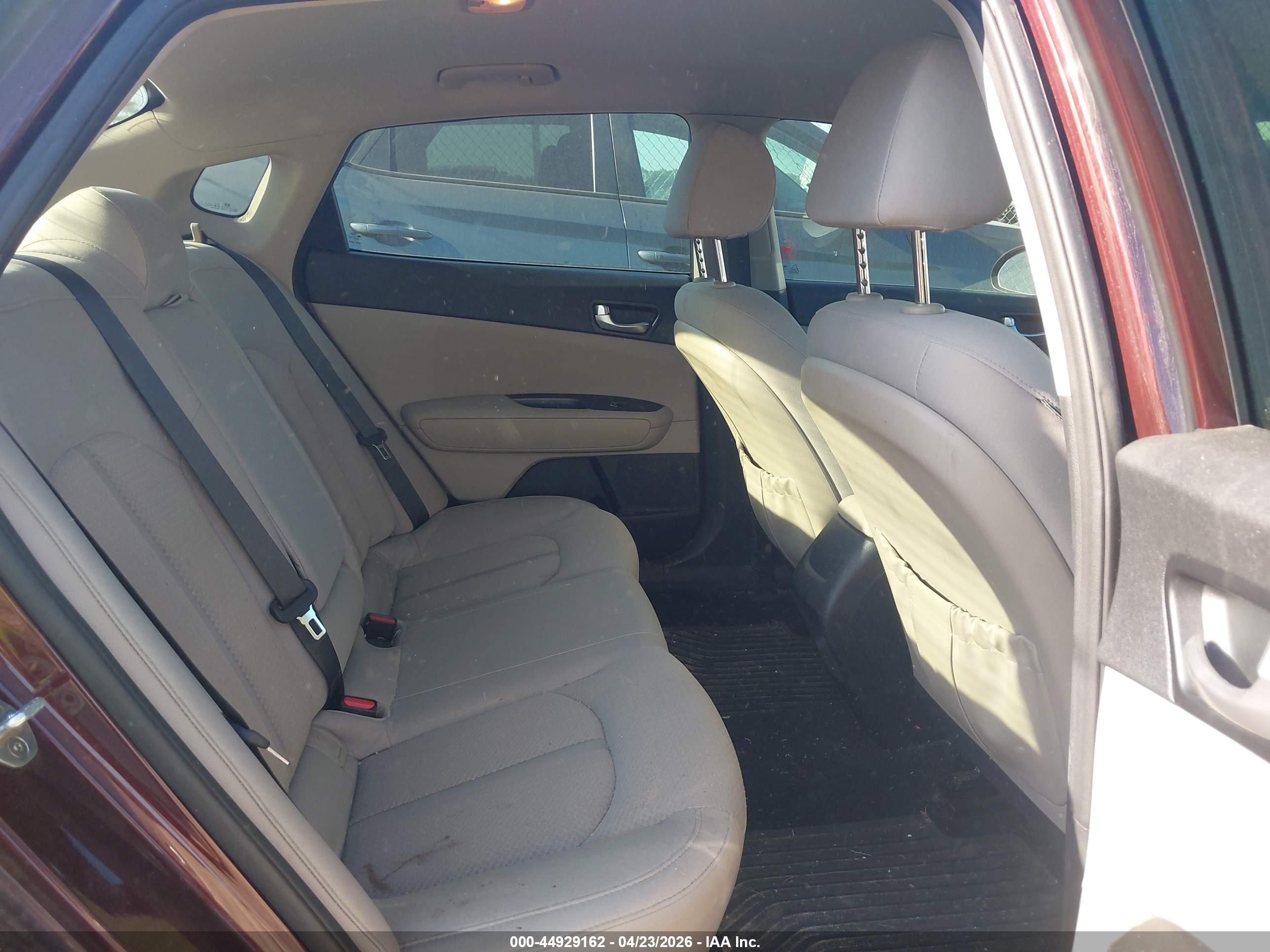 KIA OPTIMA image 8