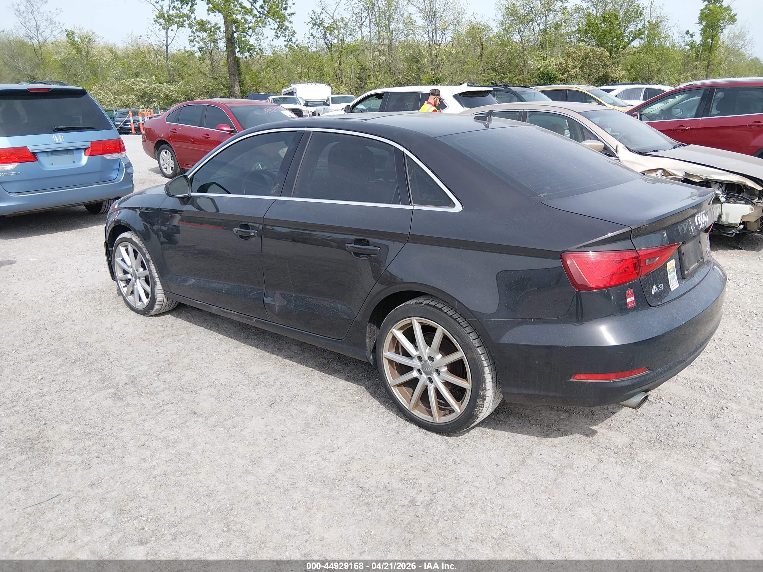 AUDI A3 image 3