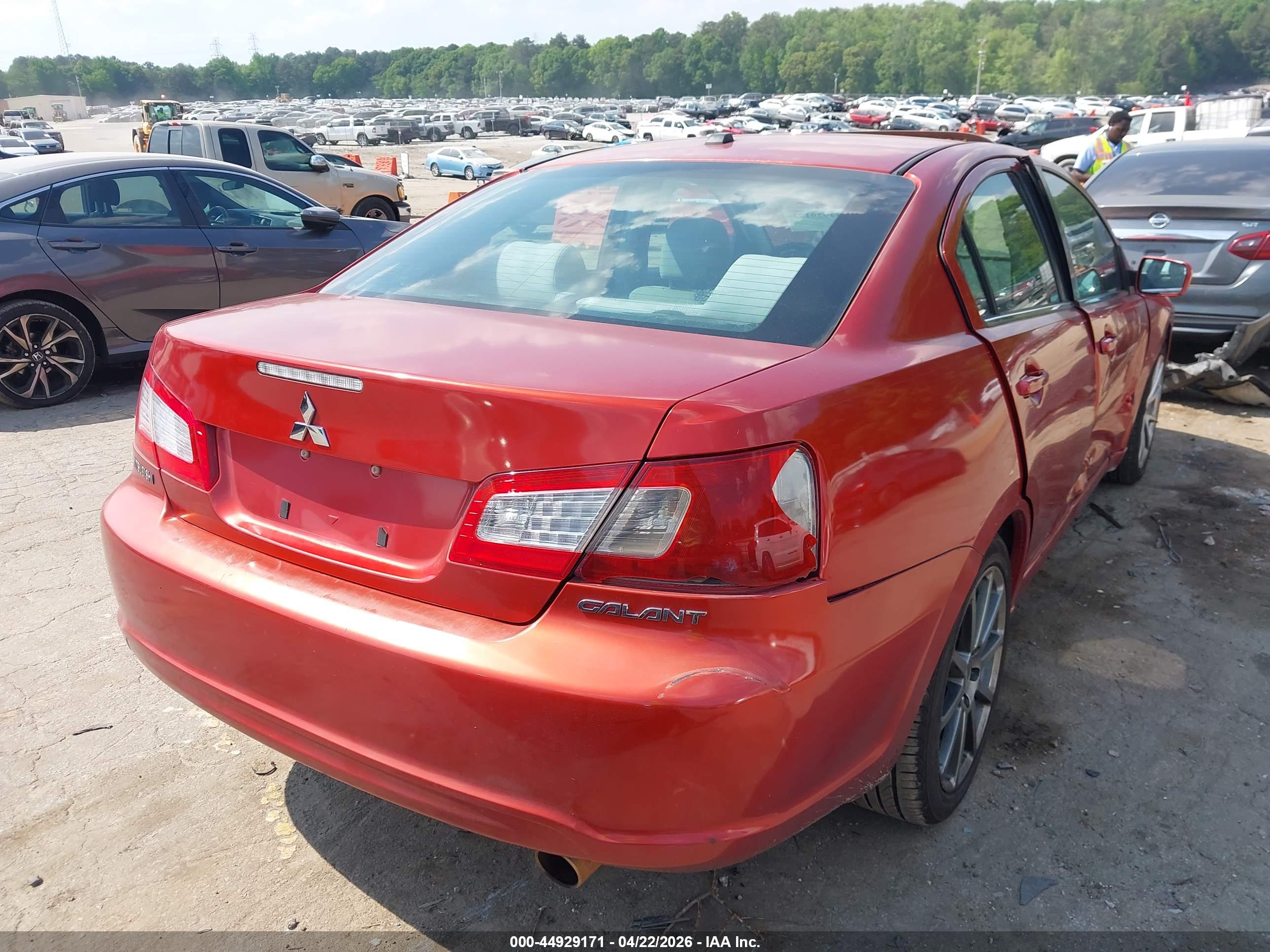 MITSUBISHI GALANT image 4