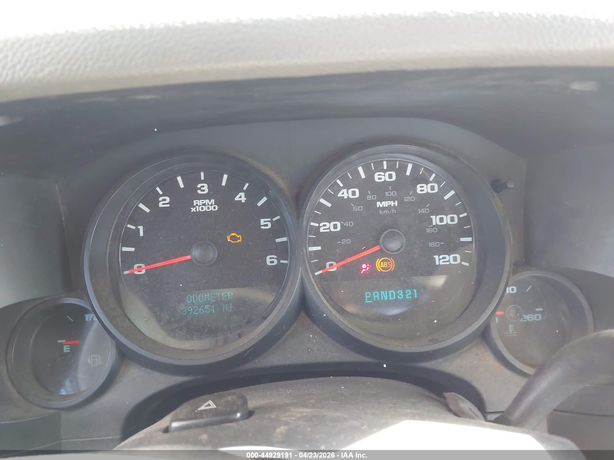 CHEVROLET SILVERADO image 7