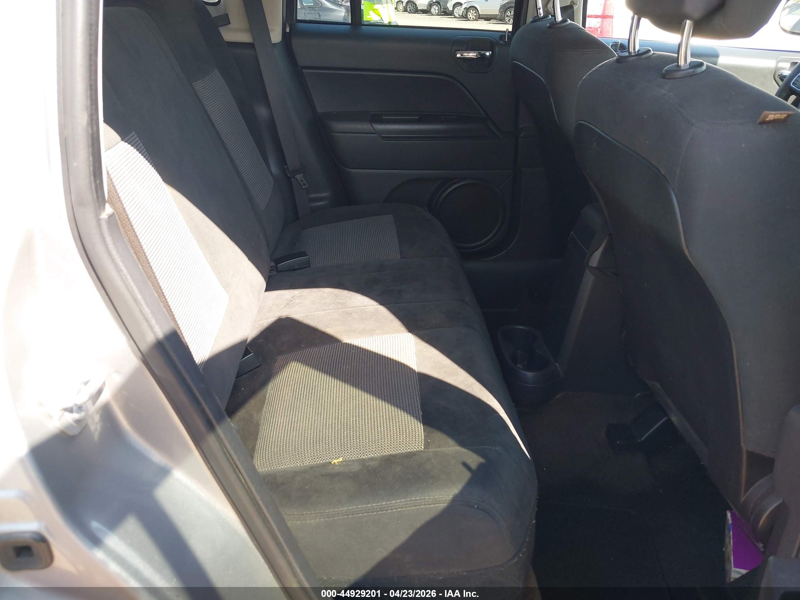 JEEP COMPASS image 8