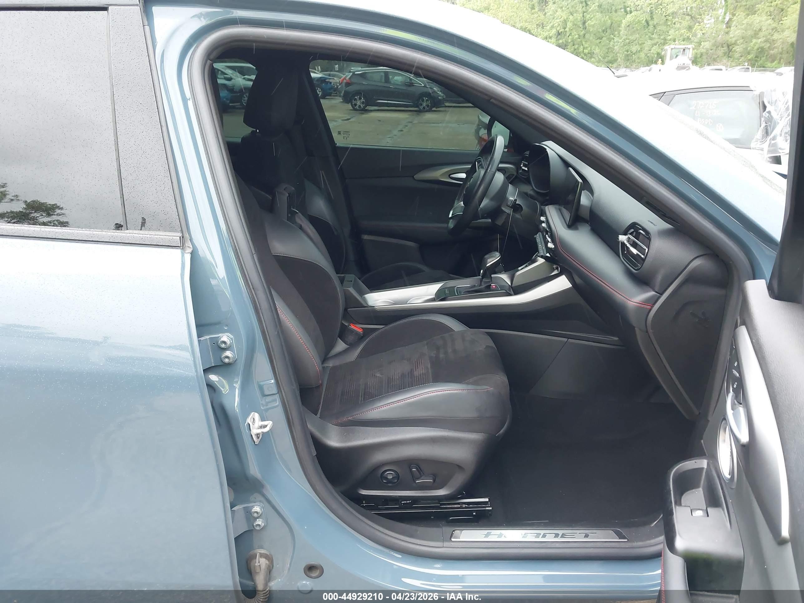 DODGE HORNET image 5
