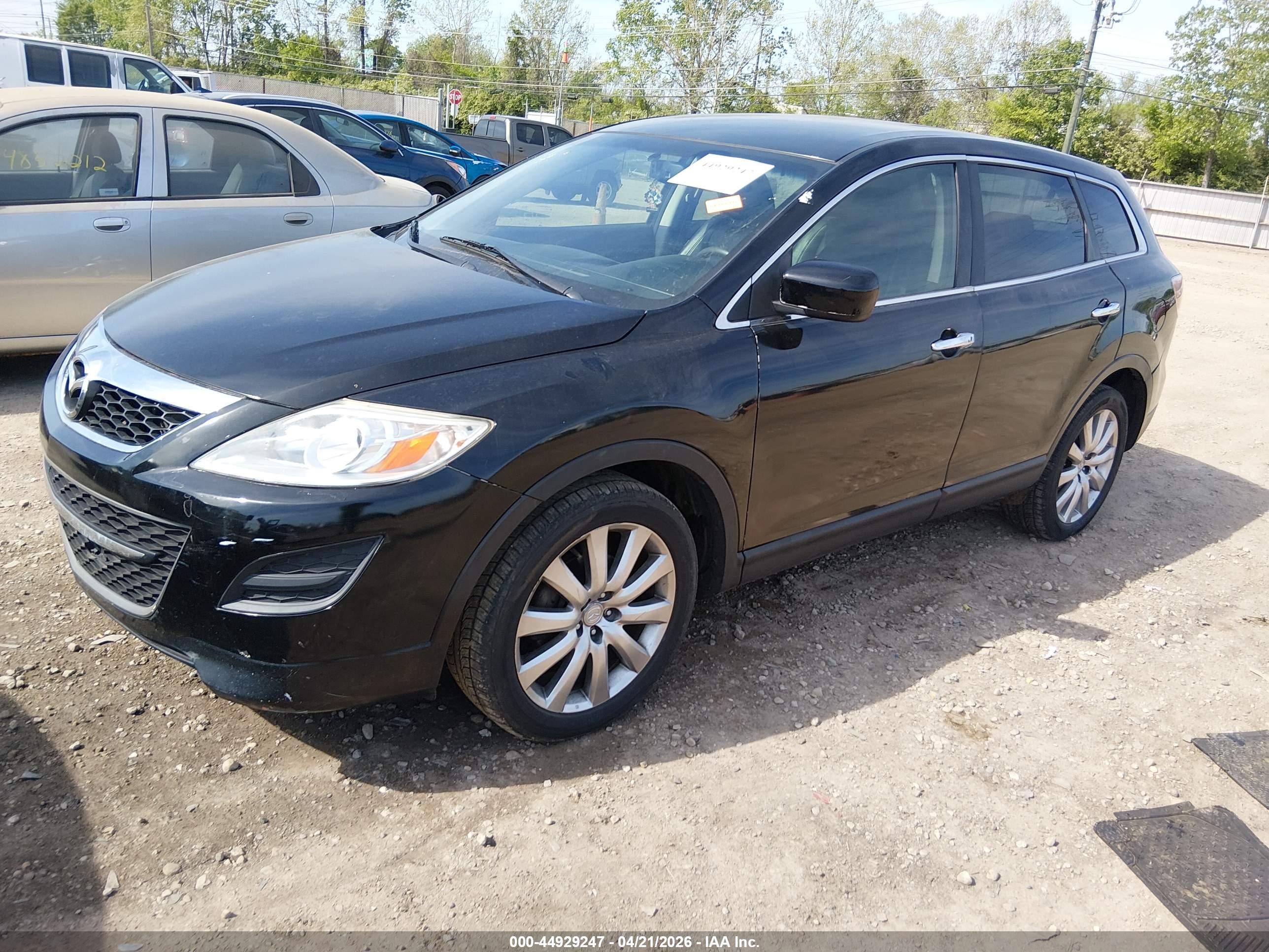 MAZDA CX-9 image 2