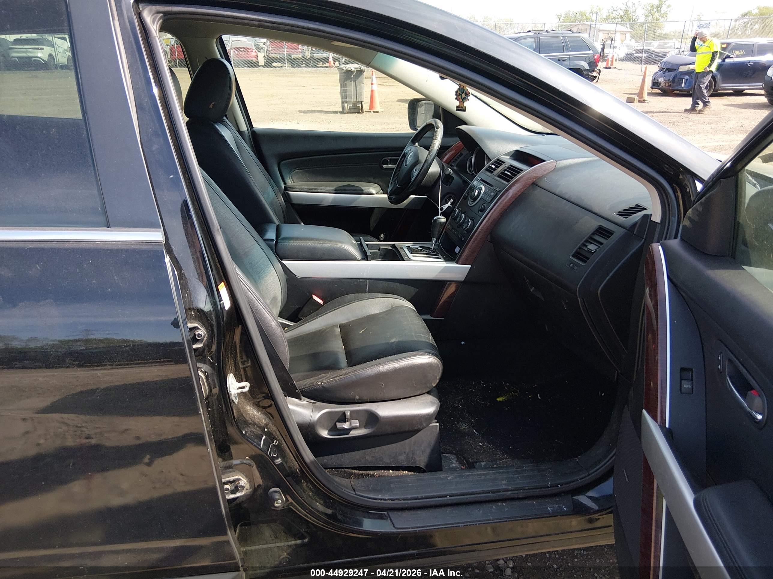 MAZDA CX-9 image 5
