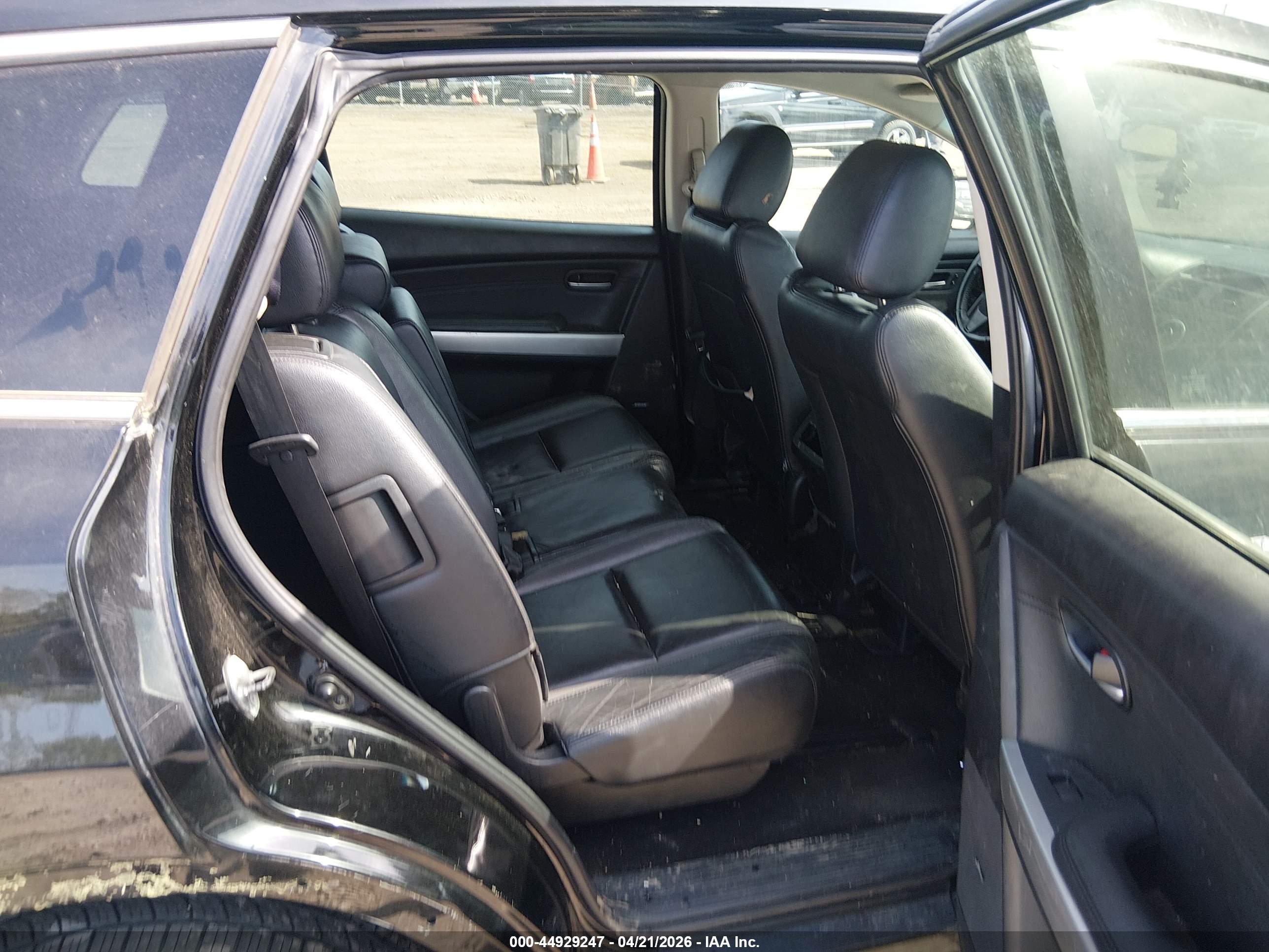 MAZDA CX-9 image 8