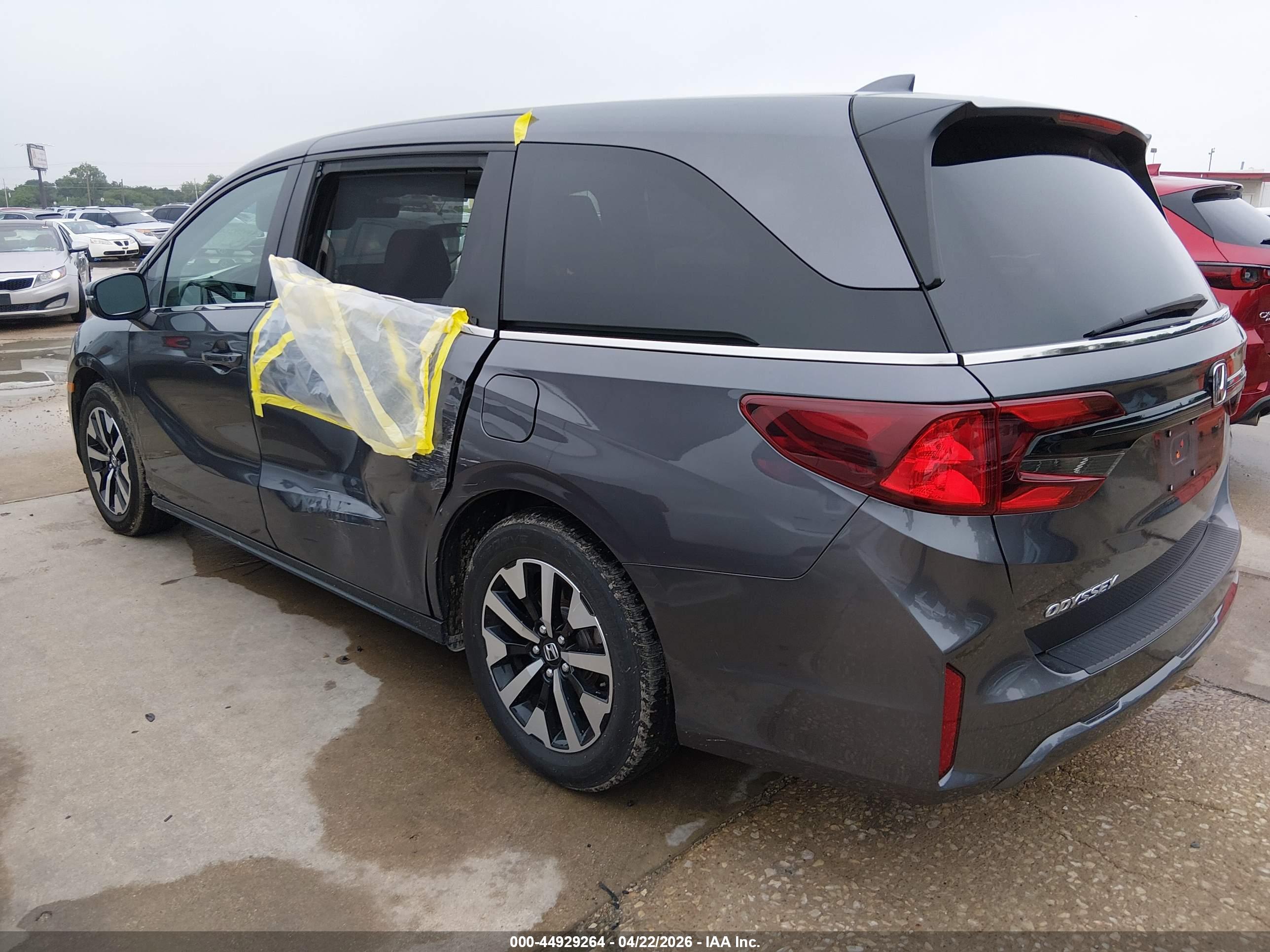 HONDA ODYSSEY image 3