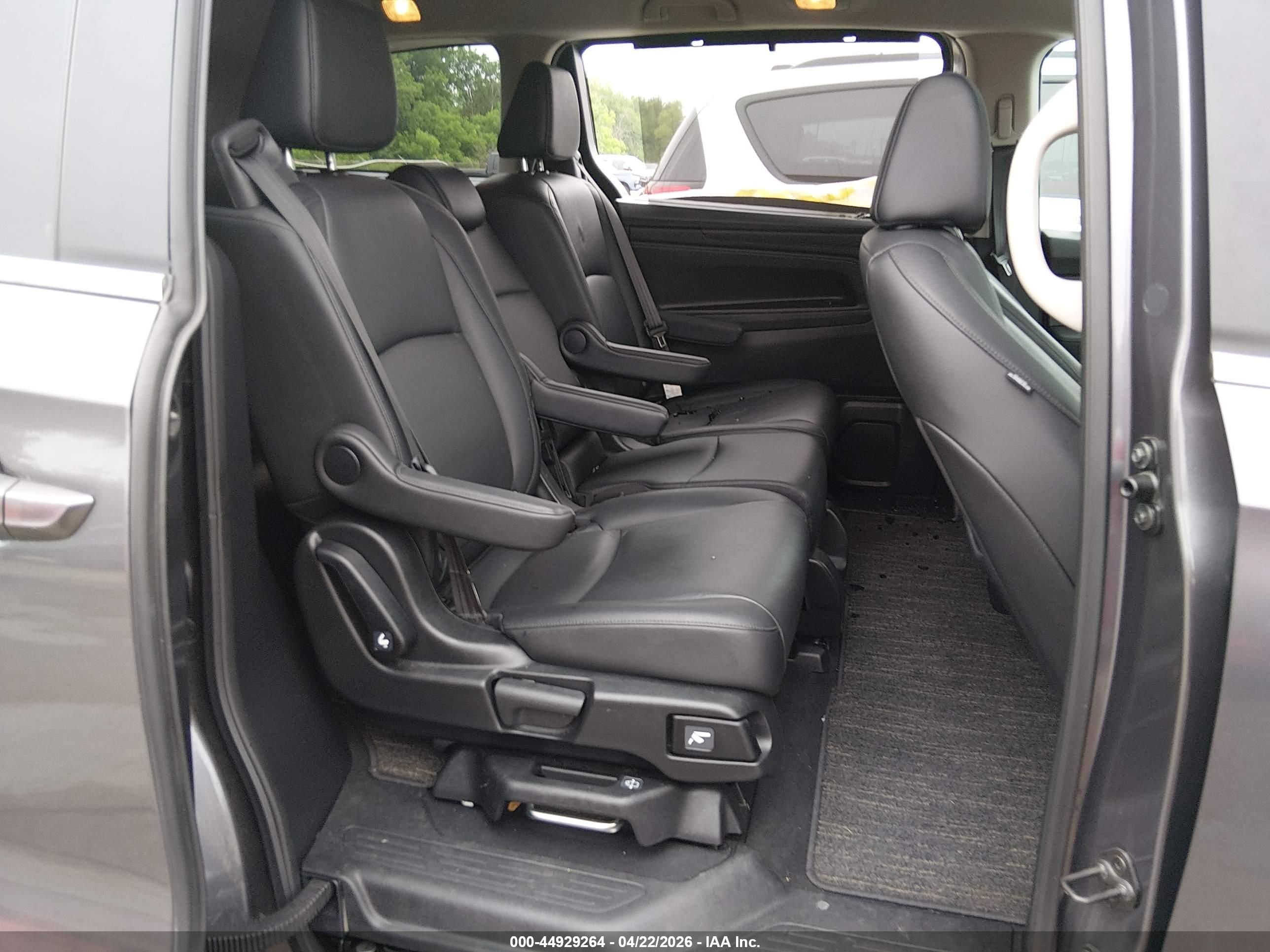 HONDA ODYSSEY image 8