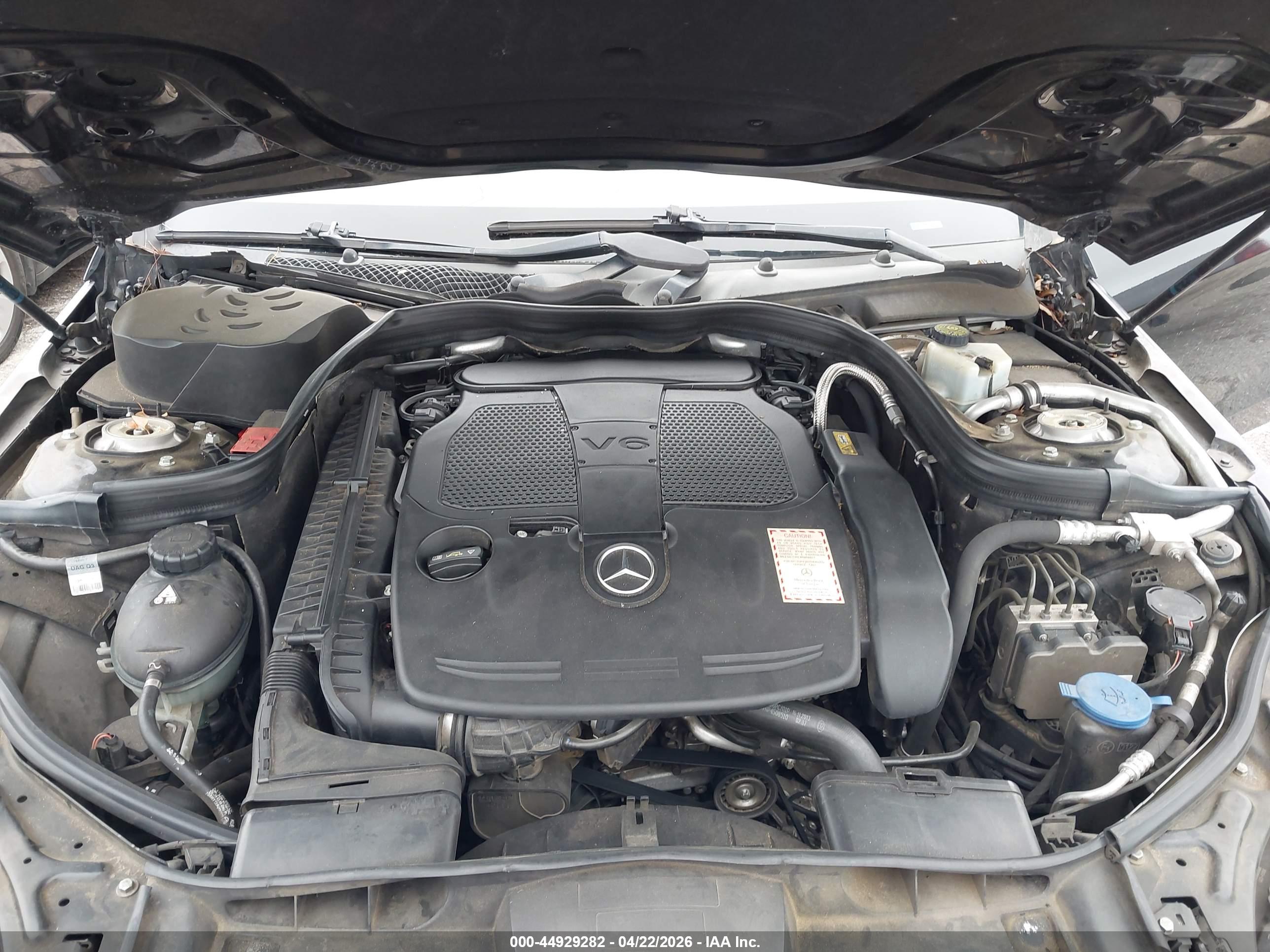 MERCEDES-BENZ E image 10