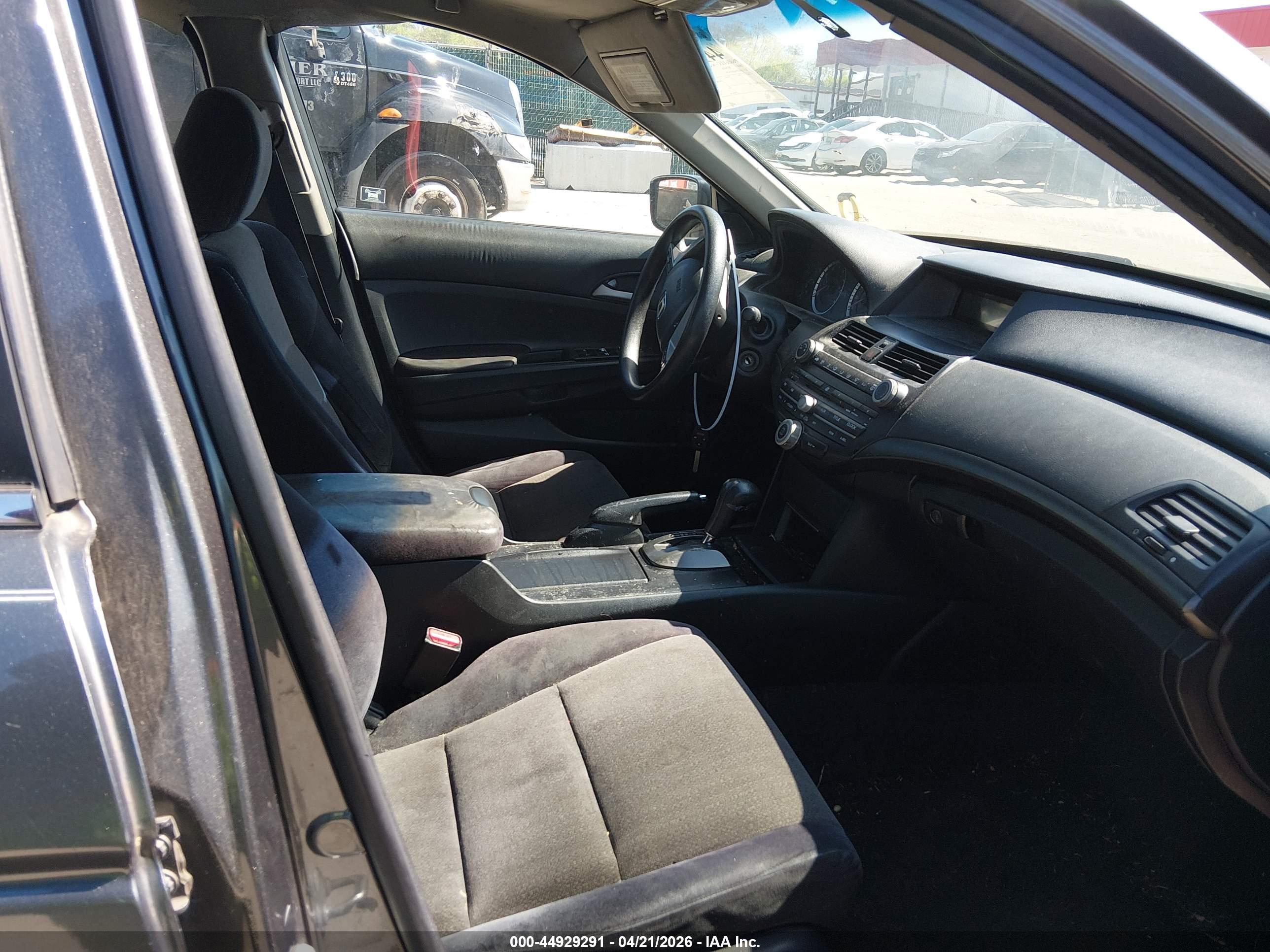 HONDA ACCORD image 5