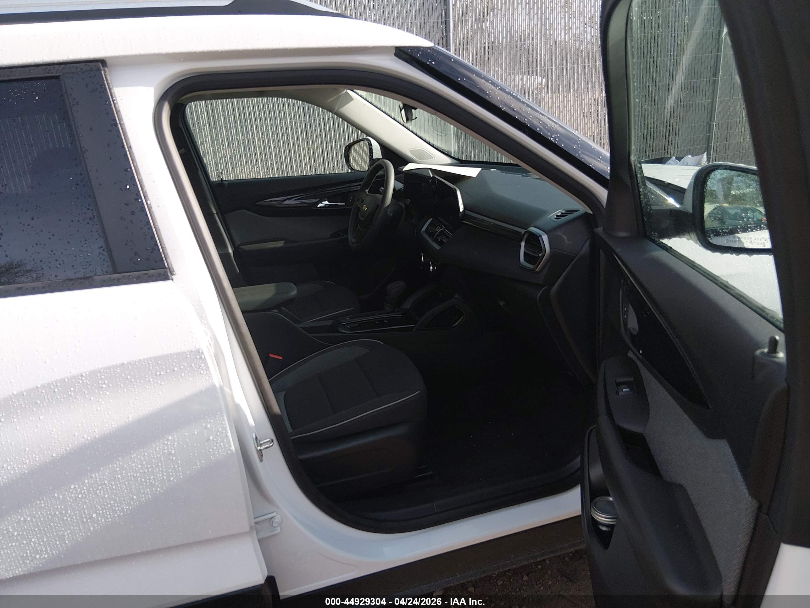 CHEVROLET TRAILBLAZER image 5