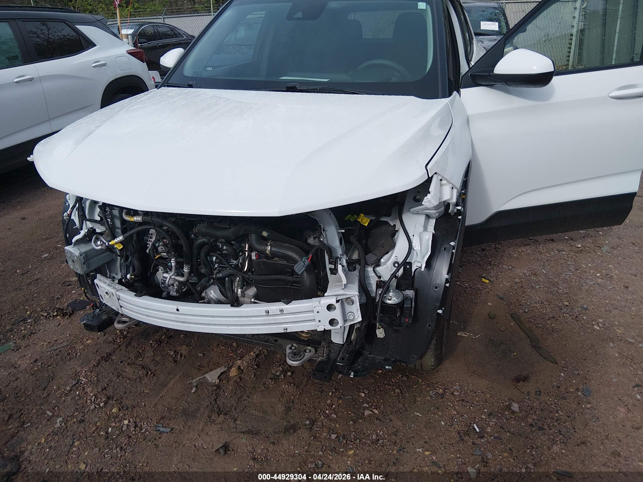 CHEVROLET TRAILBLAZER image 6