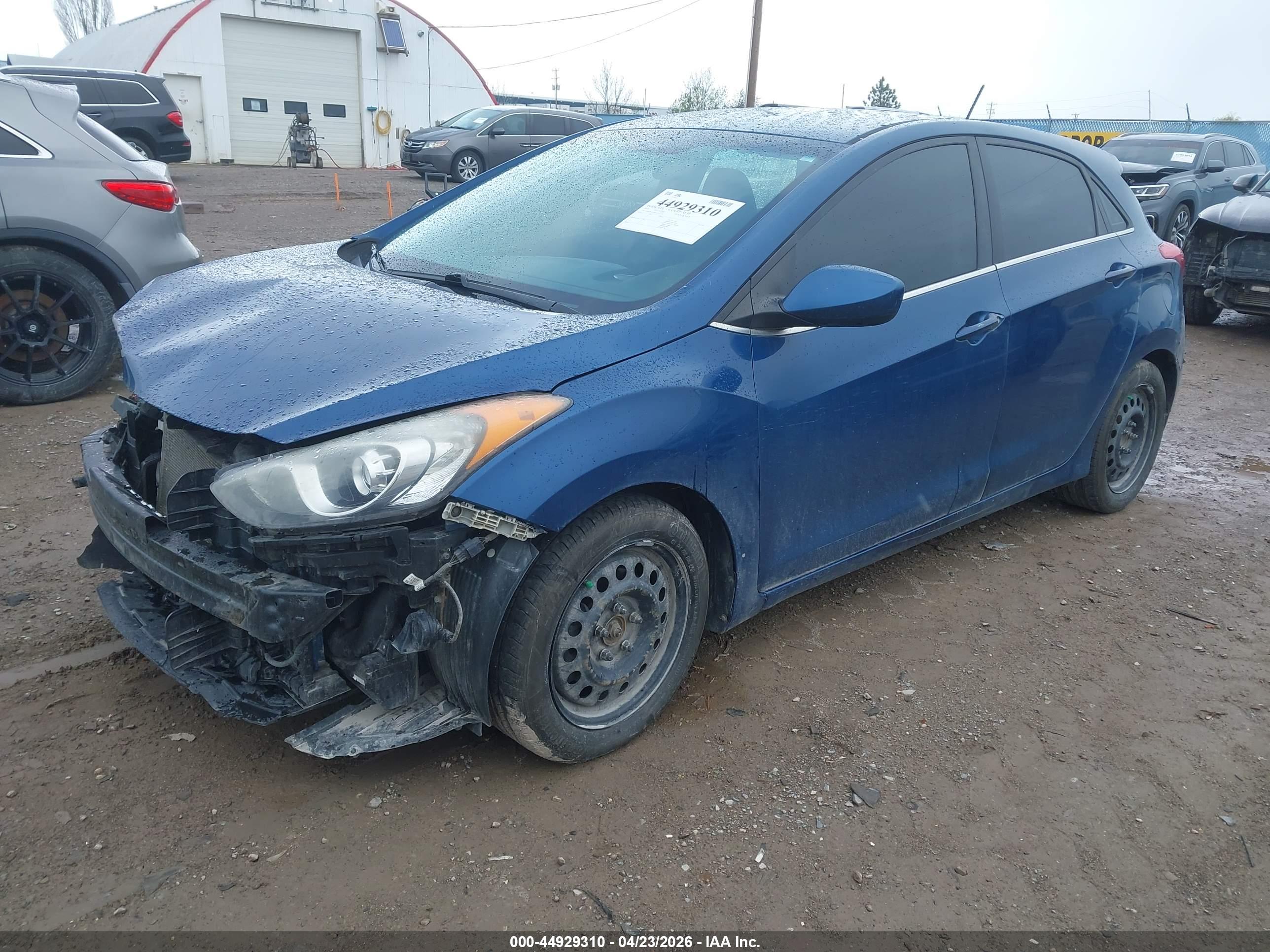 HYUNDAI ELANTRA image 2