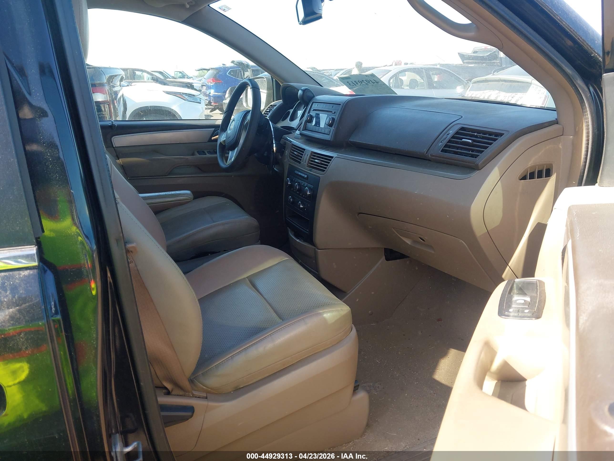 VOLKSWAGEN ROUTAN image 5