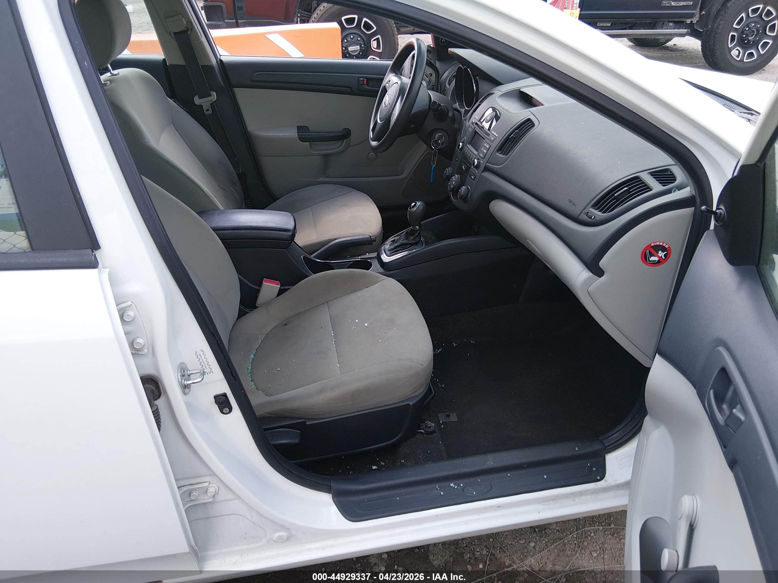 KIA FORTE image 5