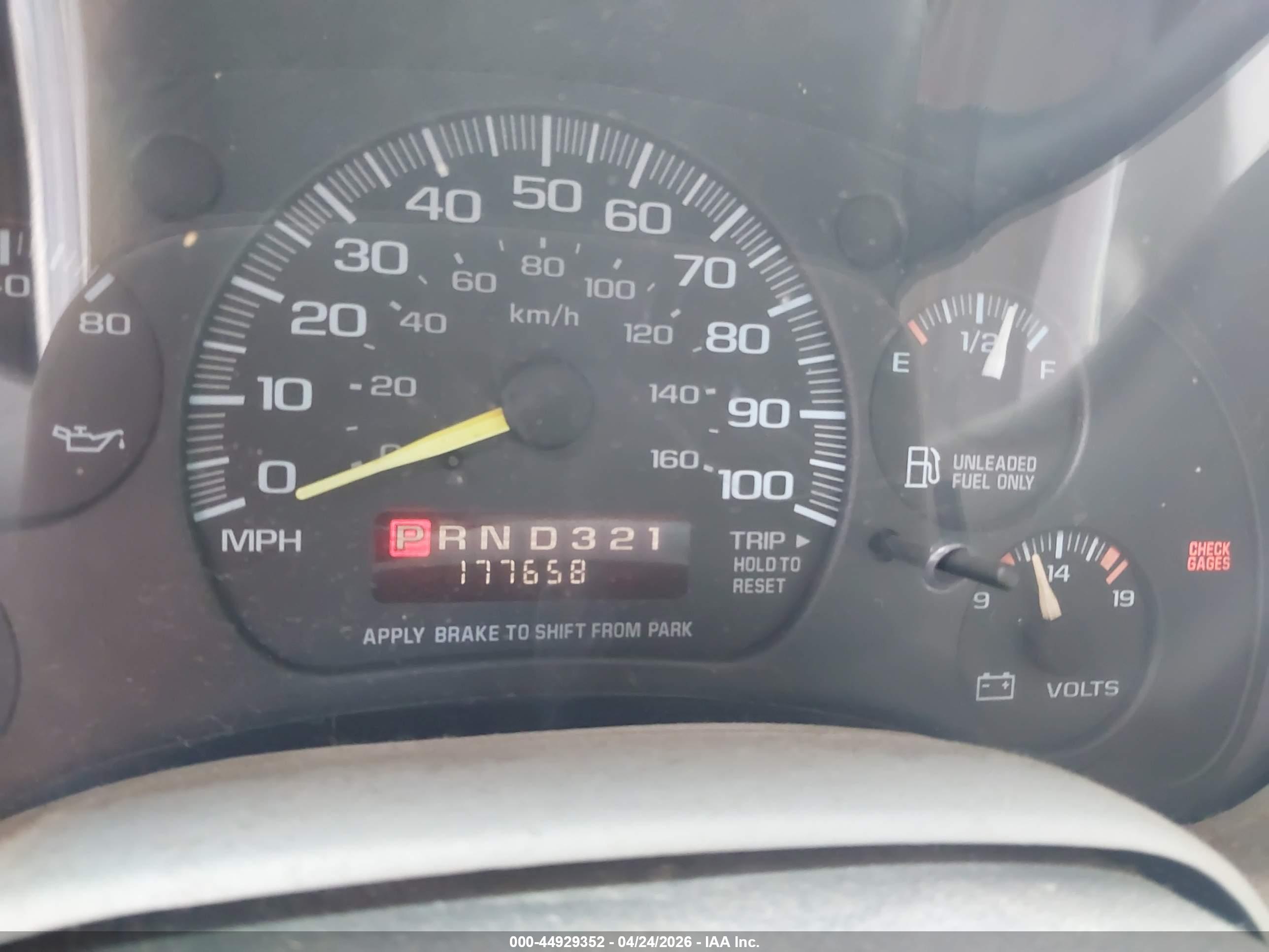 CHEVROLET ASTRO image 7