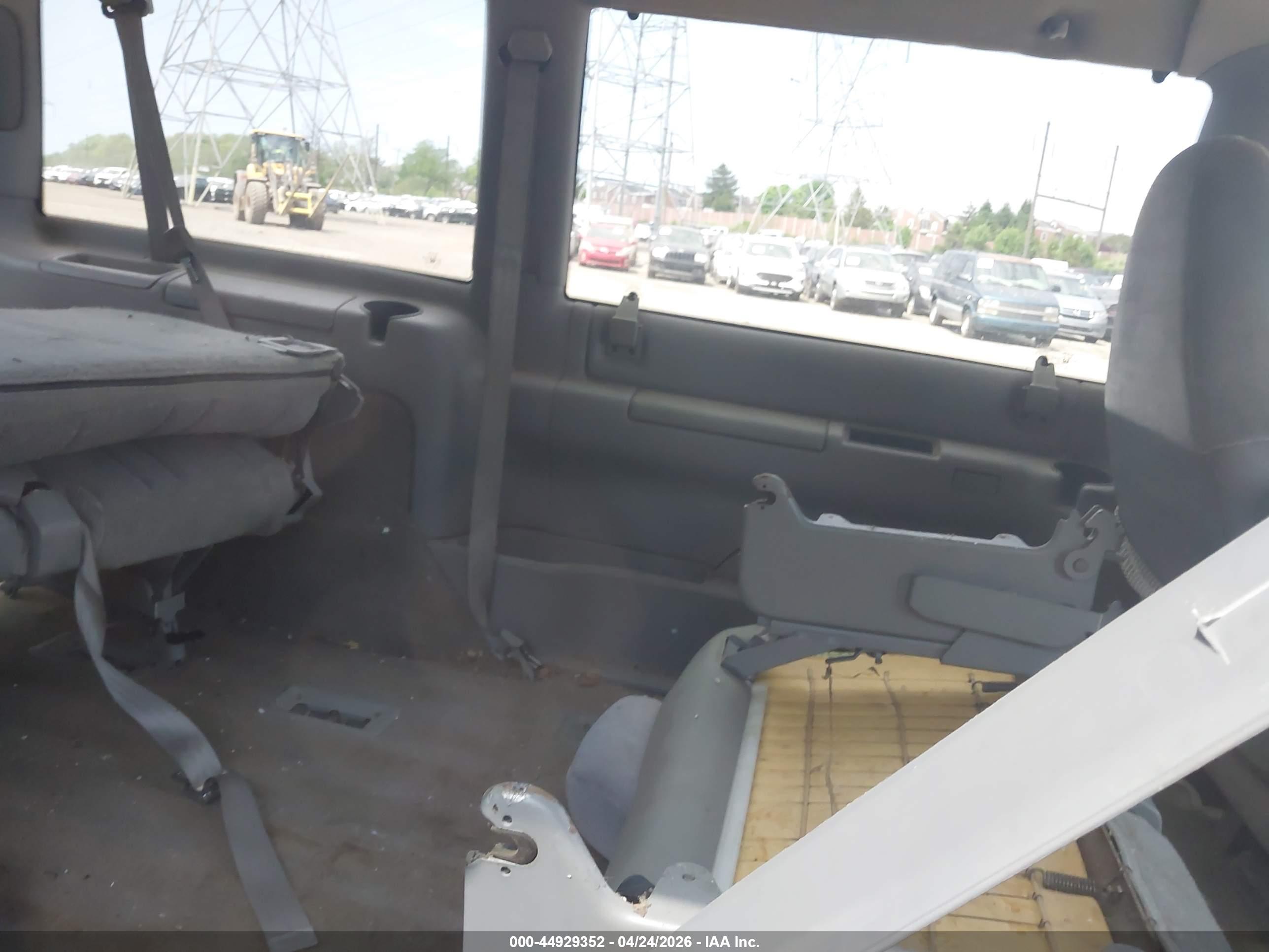 CHEVROLET ASTRO image 8